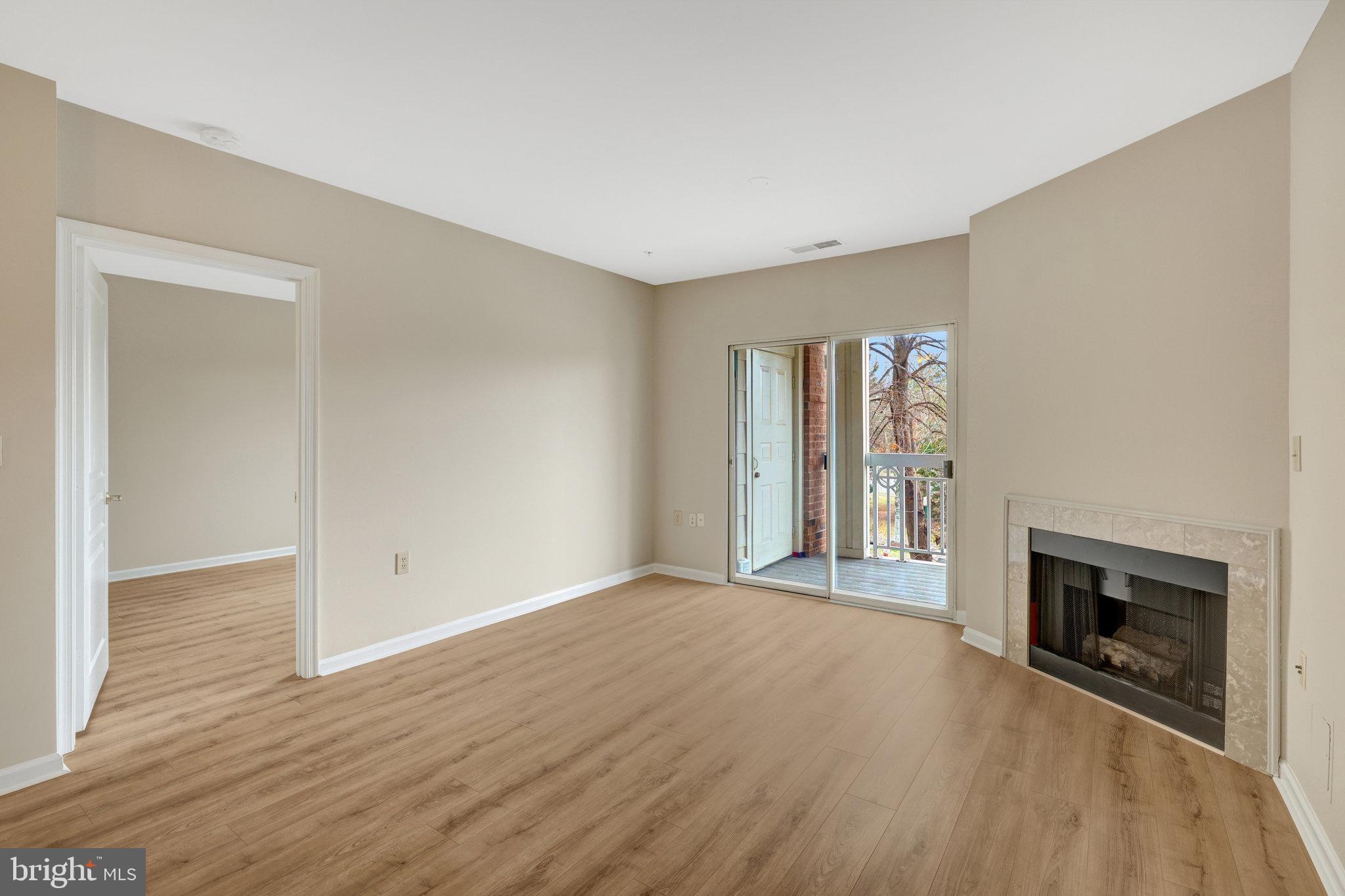 WORLDGATE CONDO - Residential