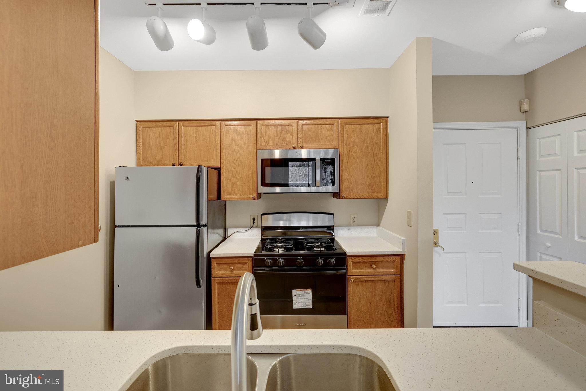 WORLDGATE CONDO - Residential