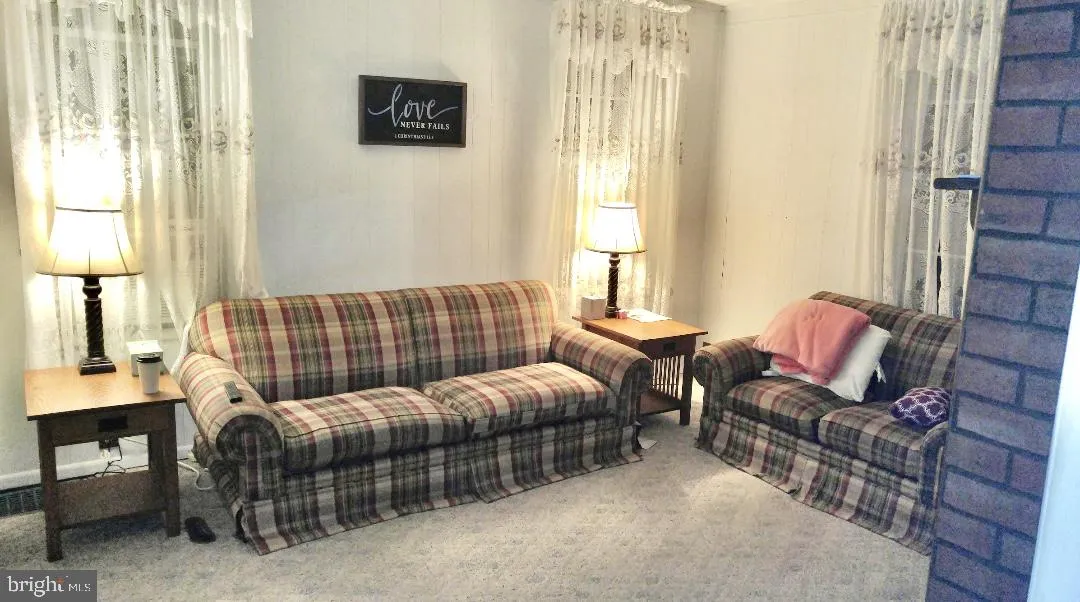 Fayetteville, Pennsylvania 17222, United States, 3 Bedrooms Bedrooms, ,2 BathroomsBathrooms,Residential,Pending,6515