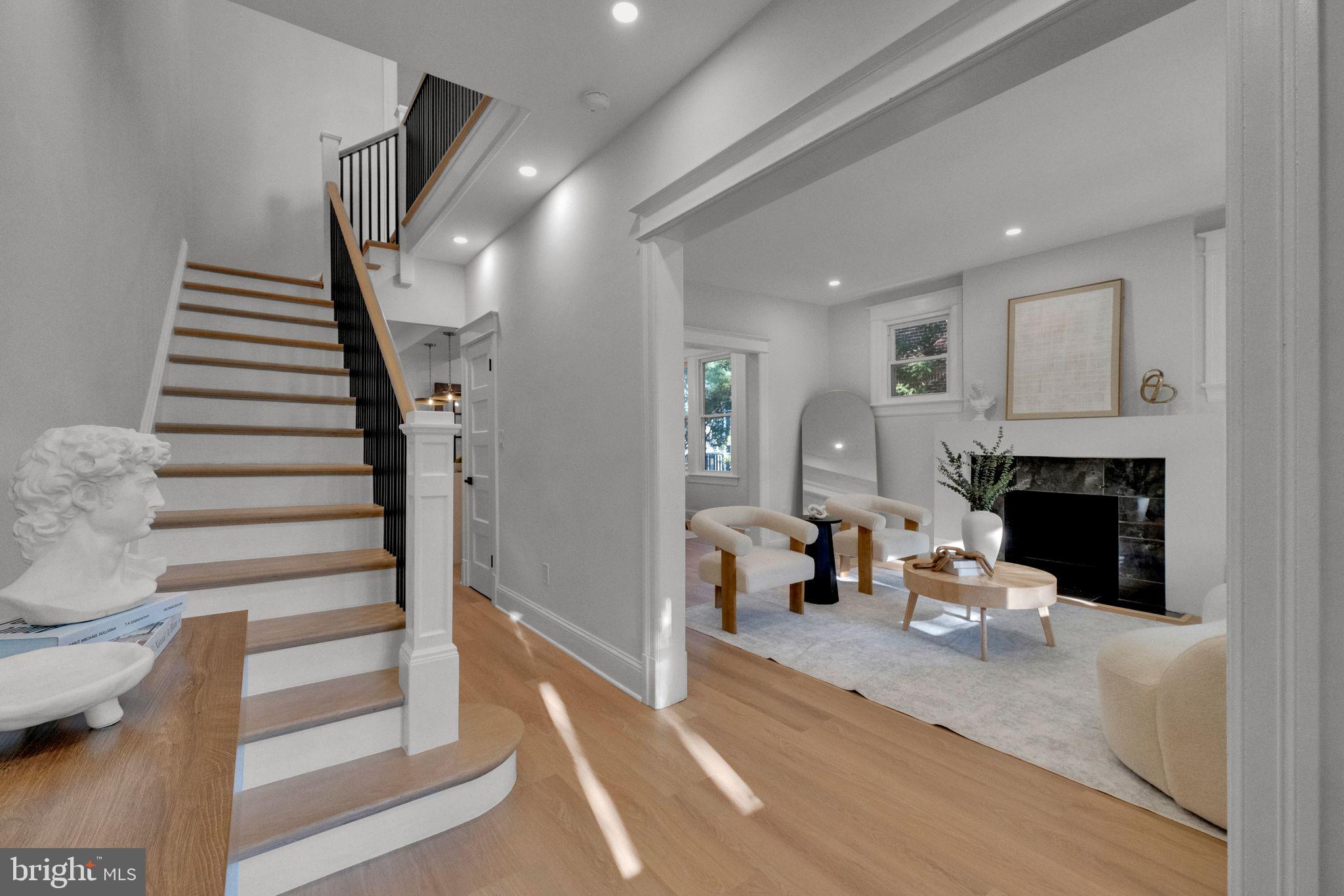 5811 5TH STREET NW