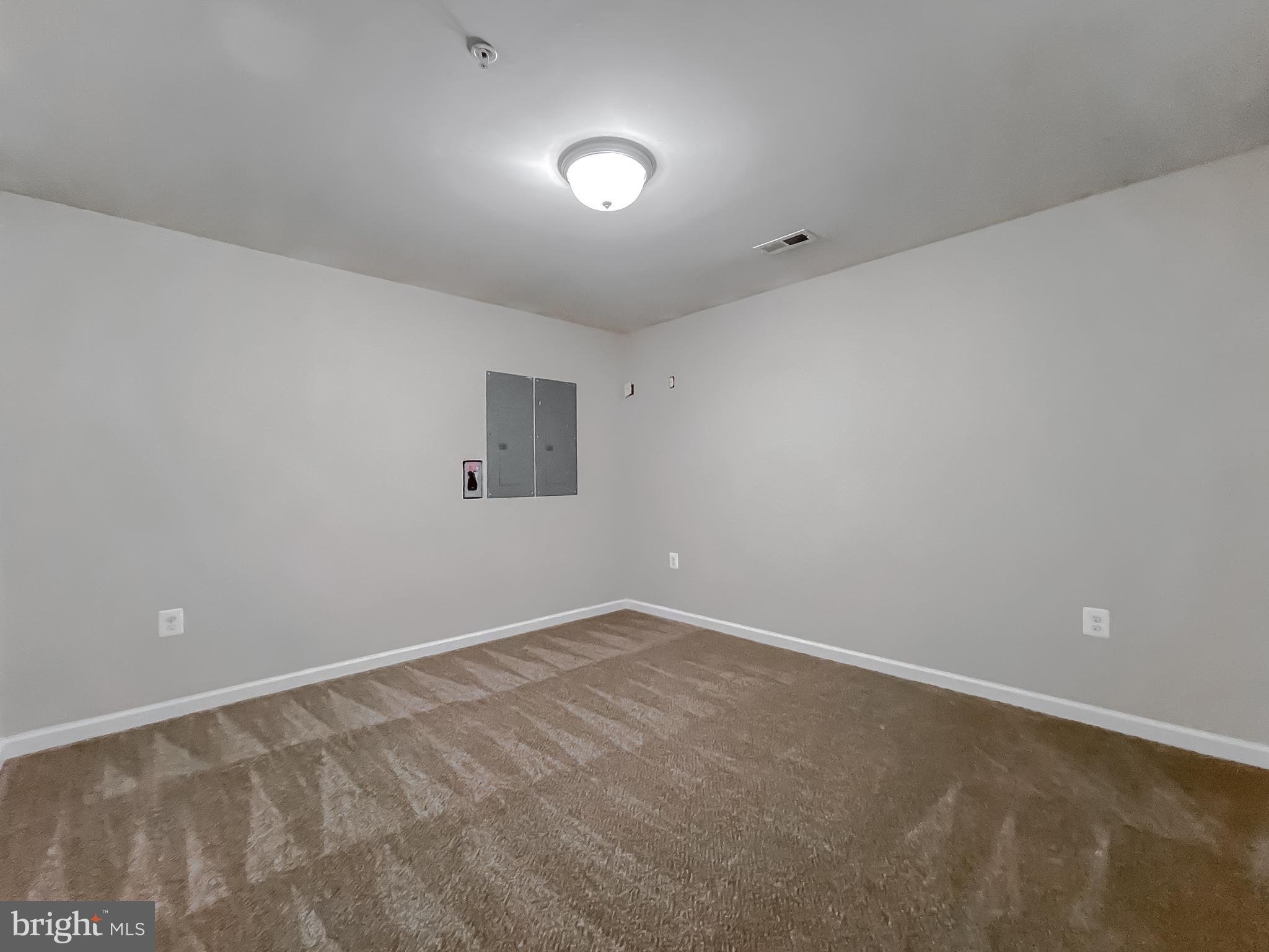 CECIL'S MILL - Residential