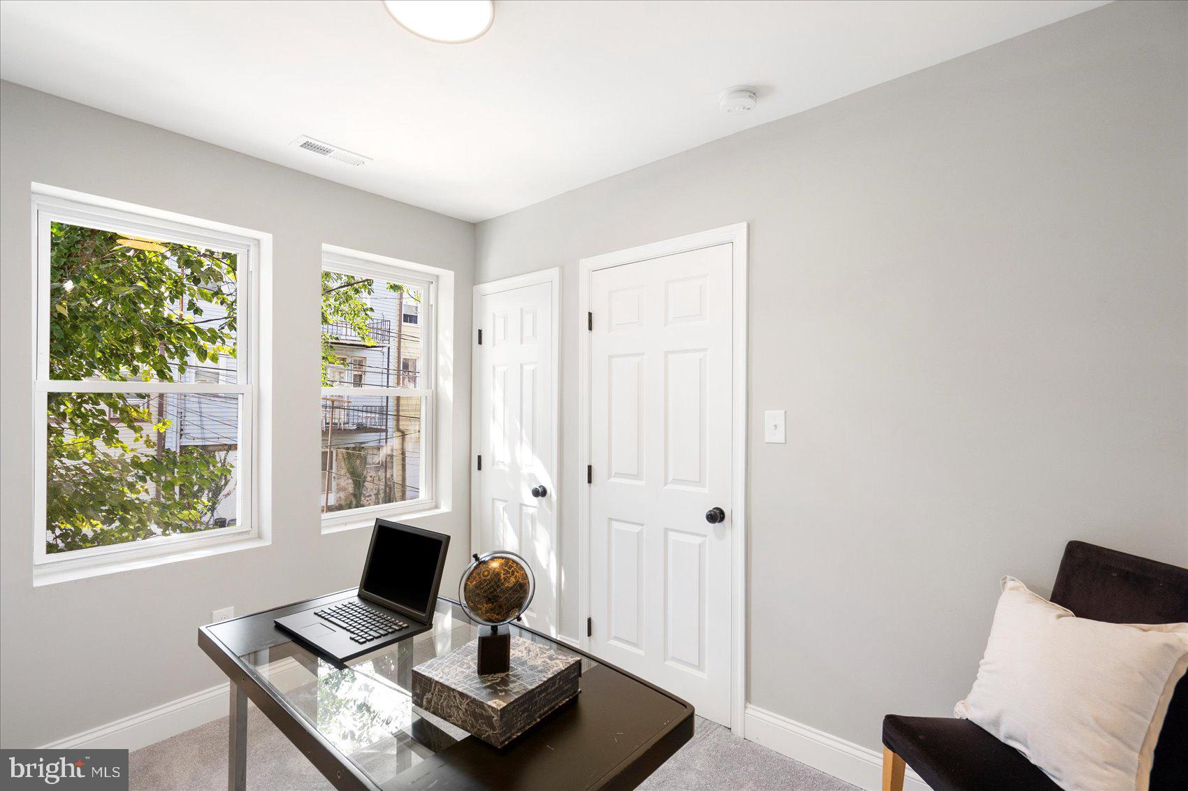WALBROOK - Residential