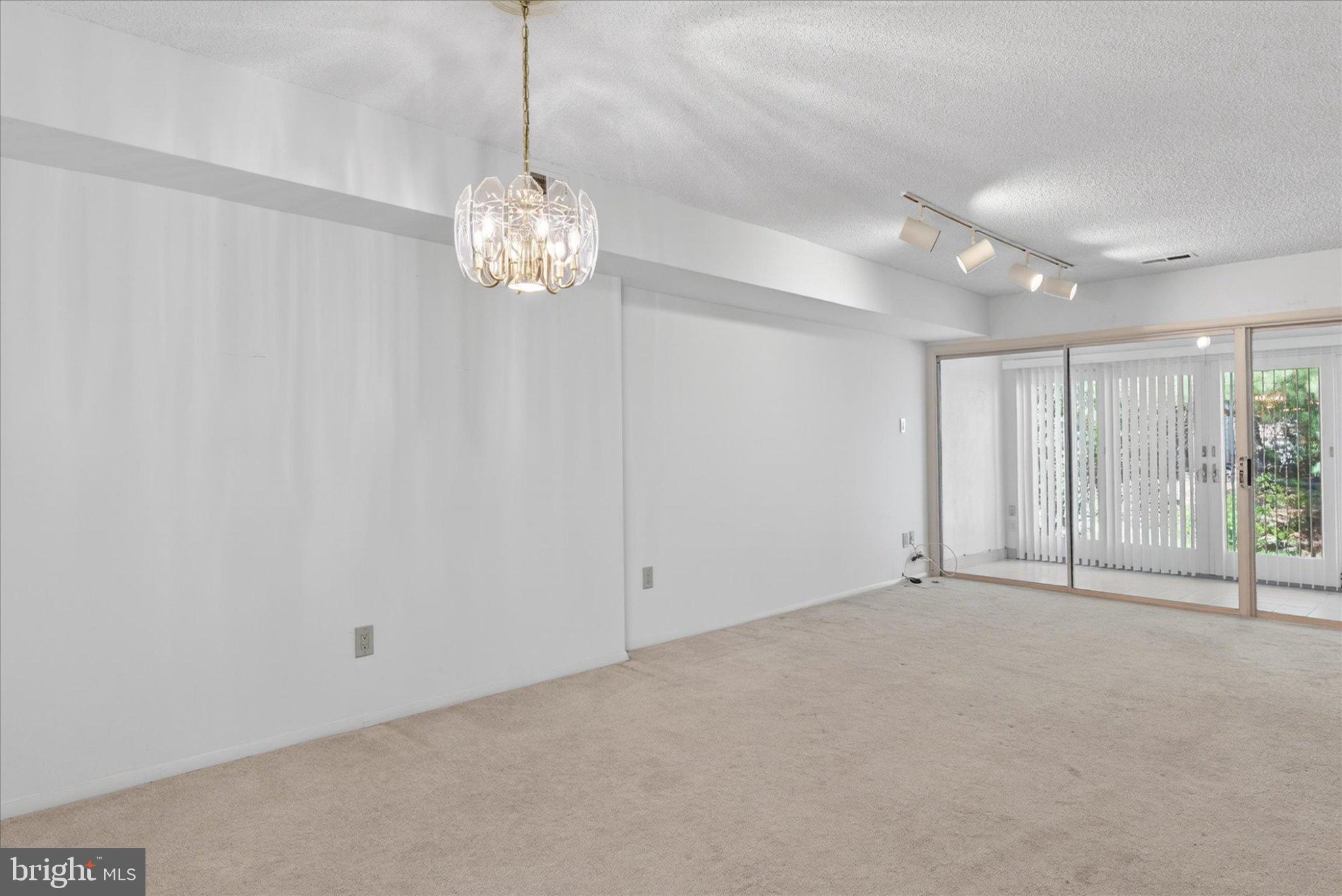 TWIN BROOKS - Residential