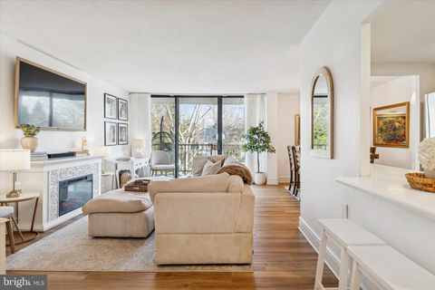 Photo of 801 Yale Avenue #921, SWARTHMORE, PA 19081 (MLS # PADE2106128)