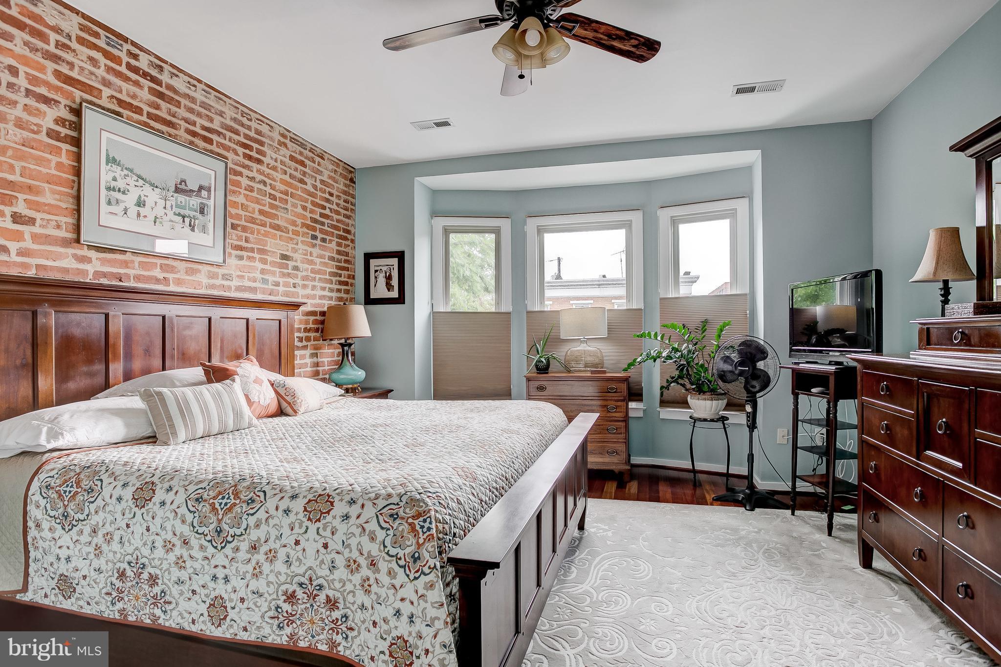 HIGHLANDTOWN - Residential