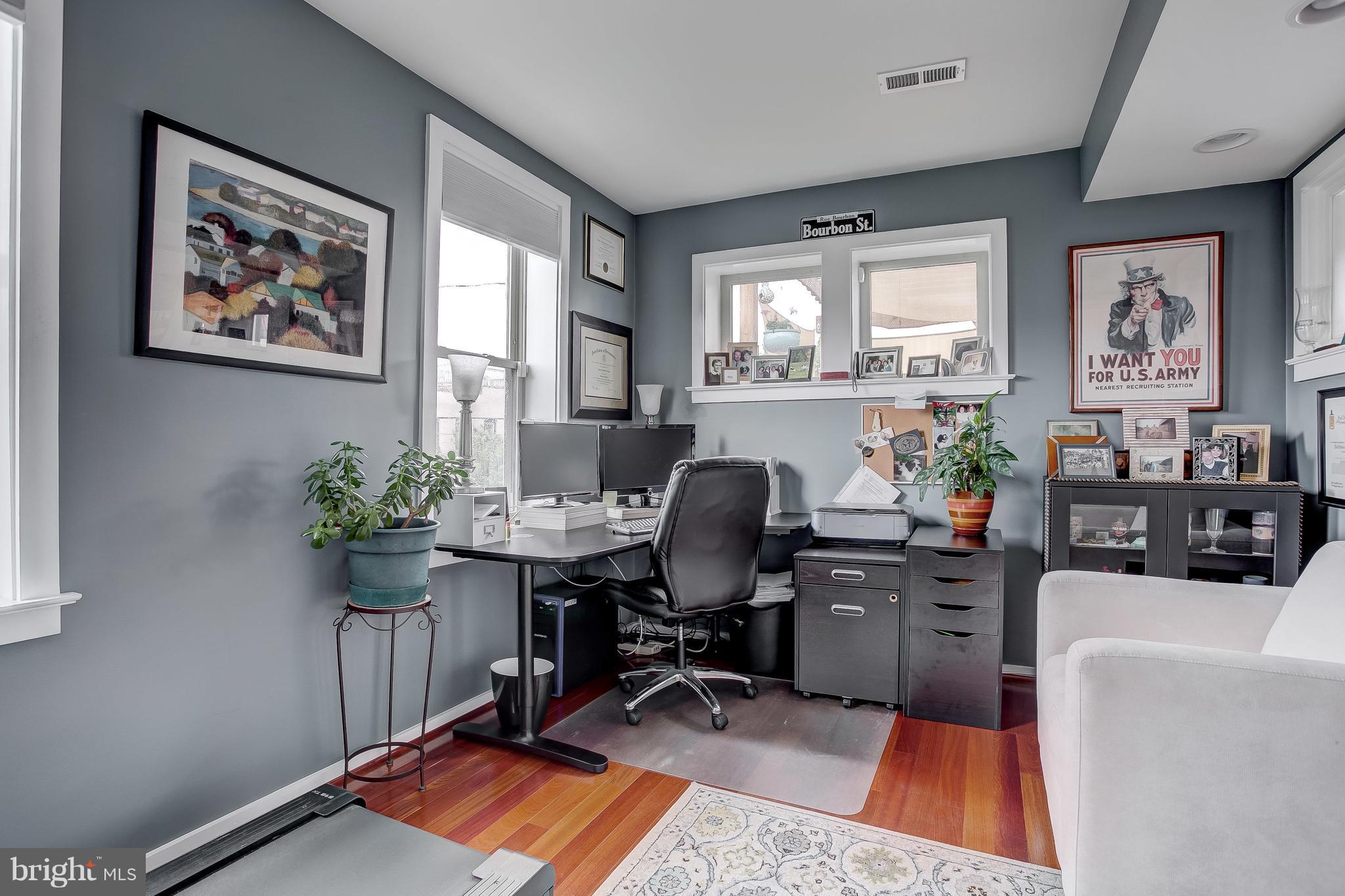 HIGHLANDTOWN - Residential