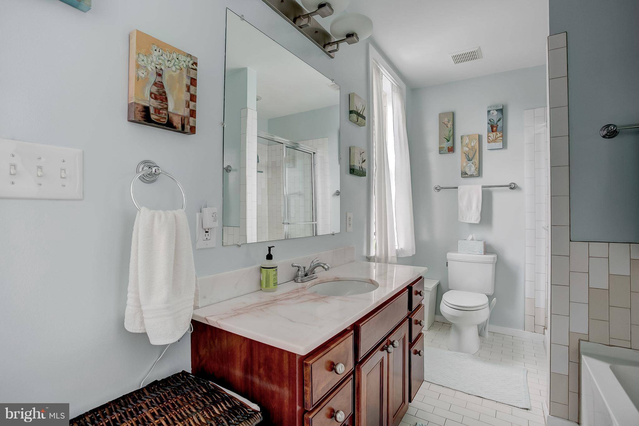 HIGHLANDTOWN - Residential