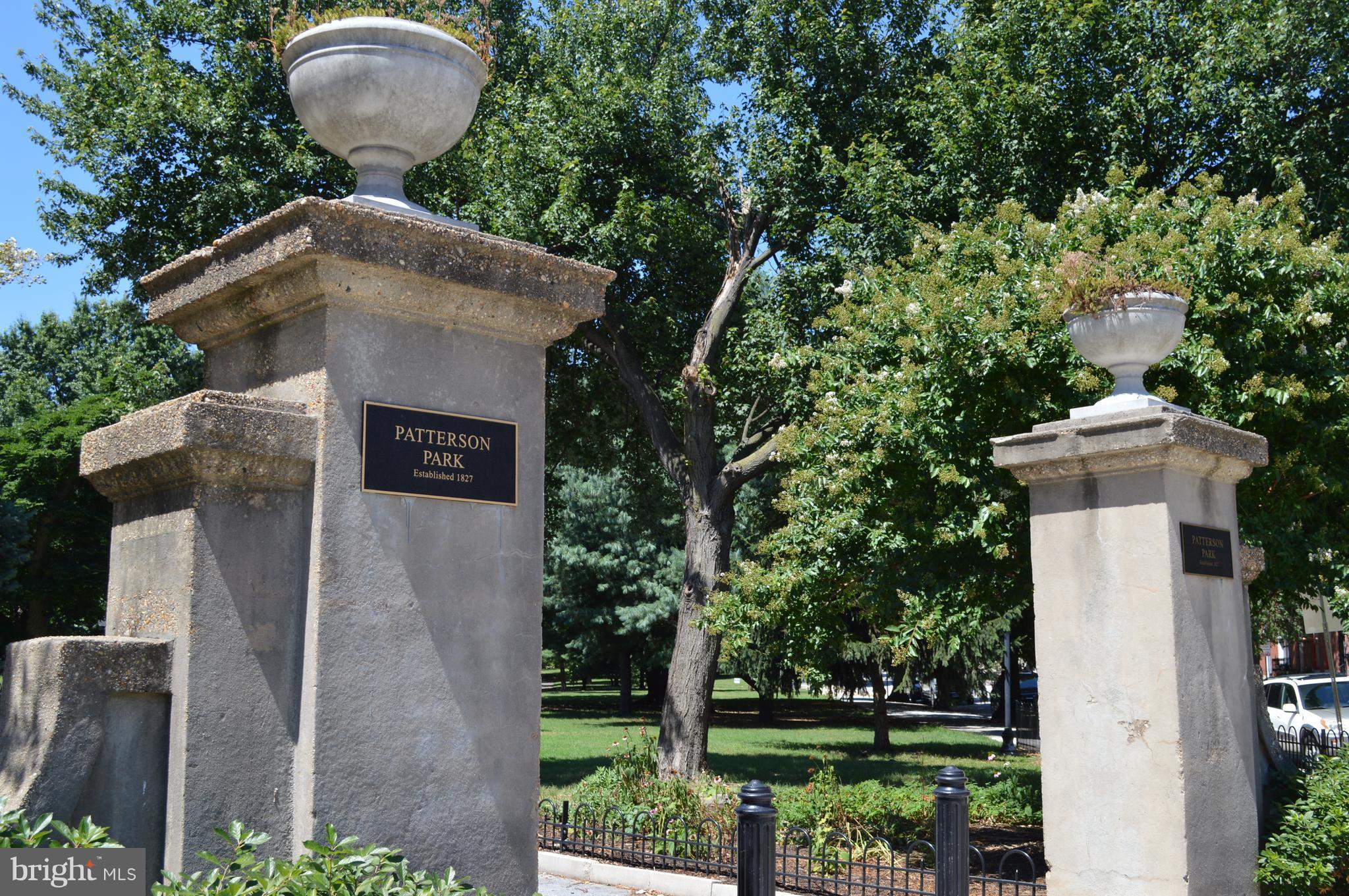 HIGHLANDTOWN - Residential