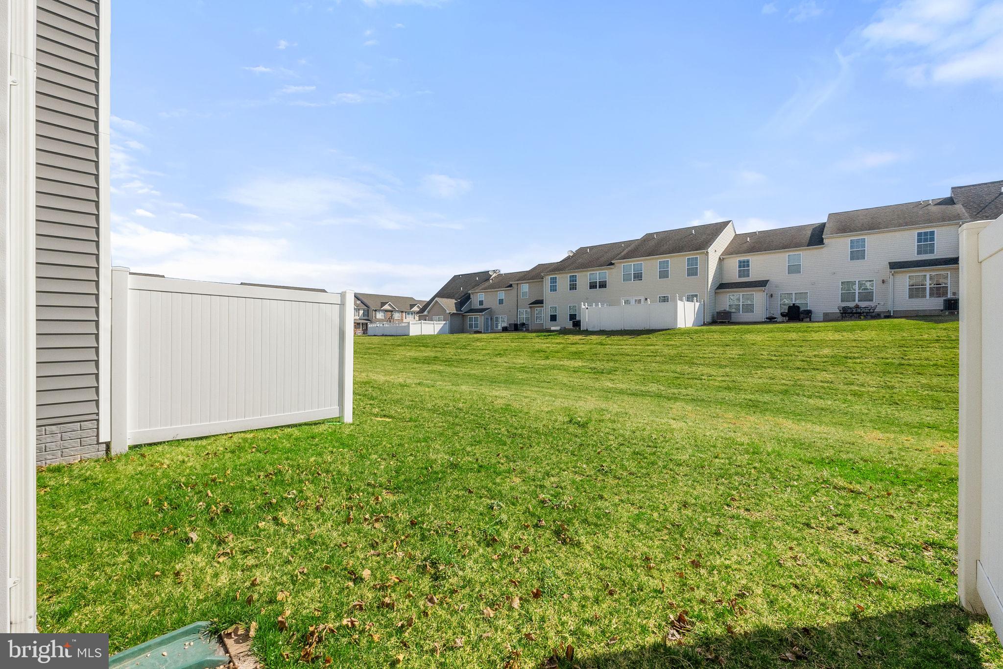 BRIAR RUN - Residential