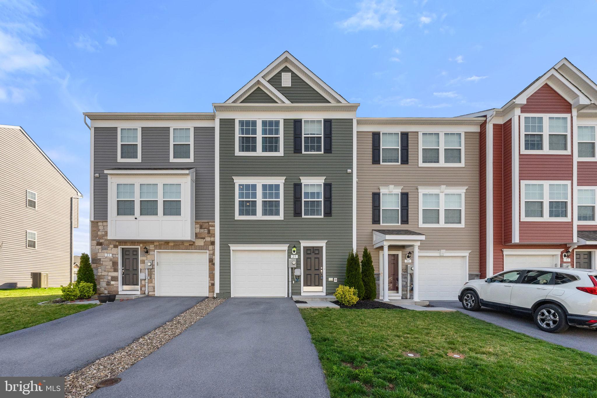 BRIAR RUN - Residential