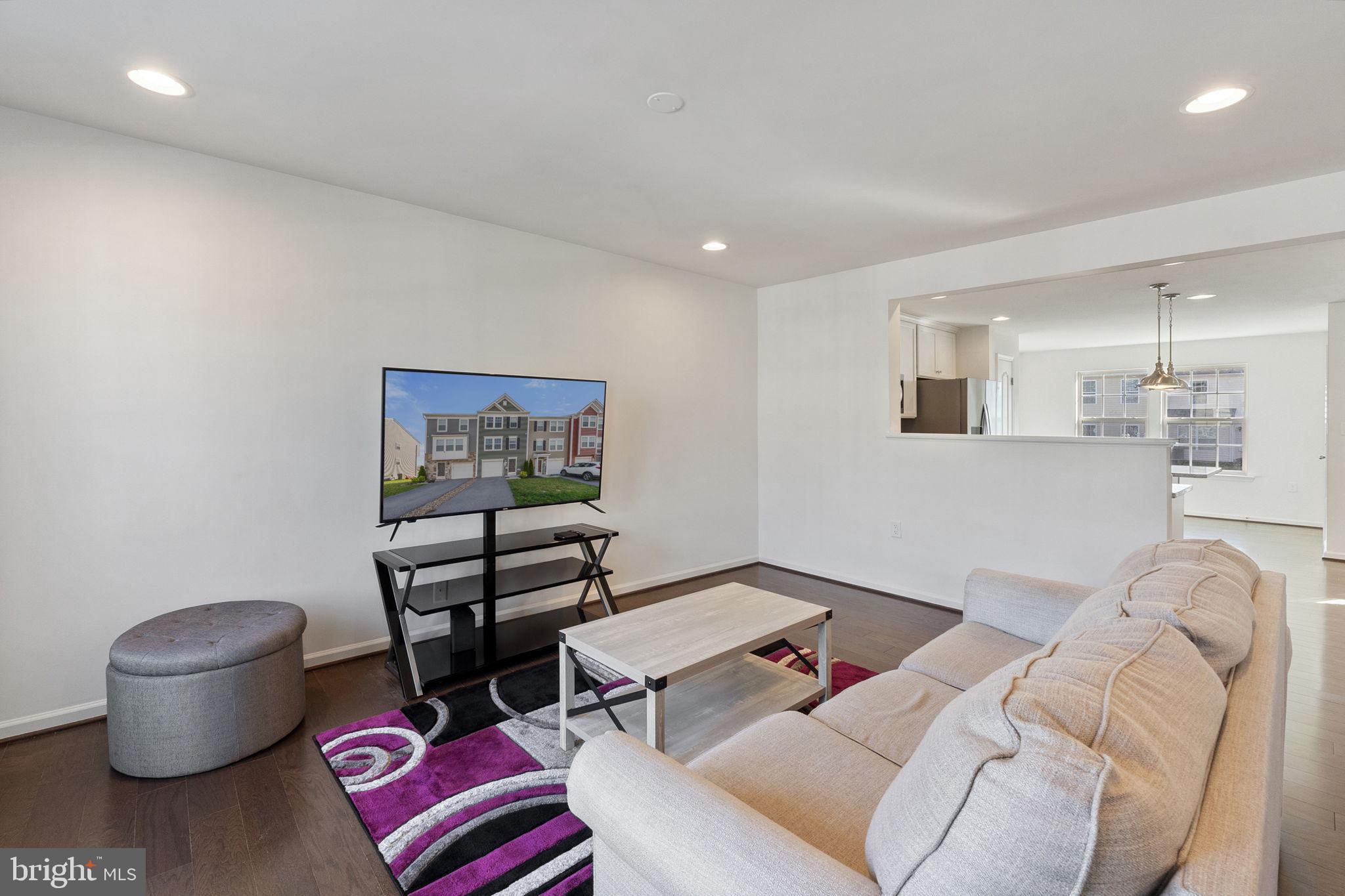 BRIAR RUN - Residential