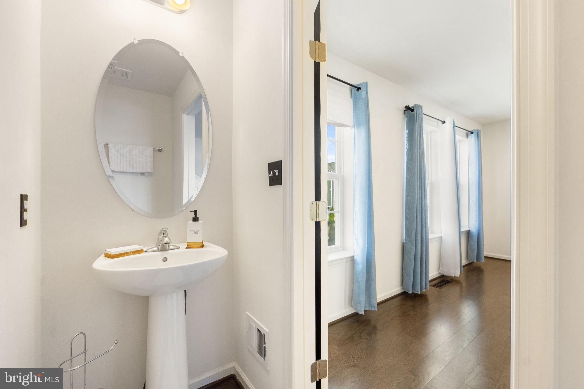 BRIAR RUN - Residential