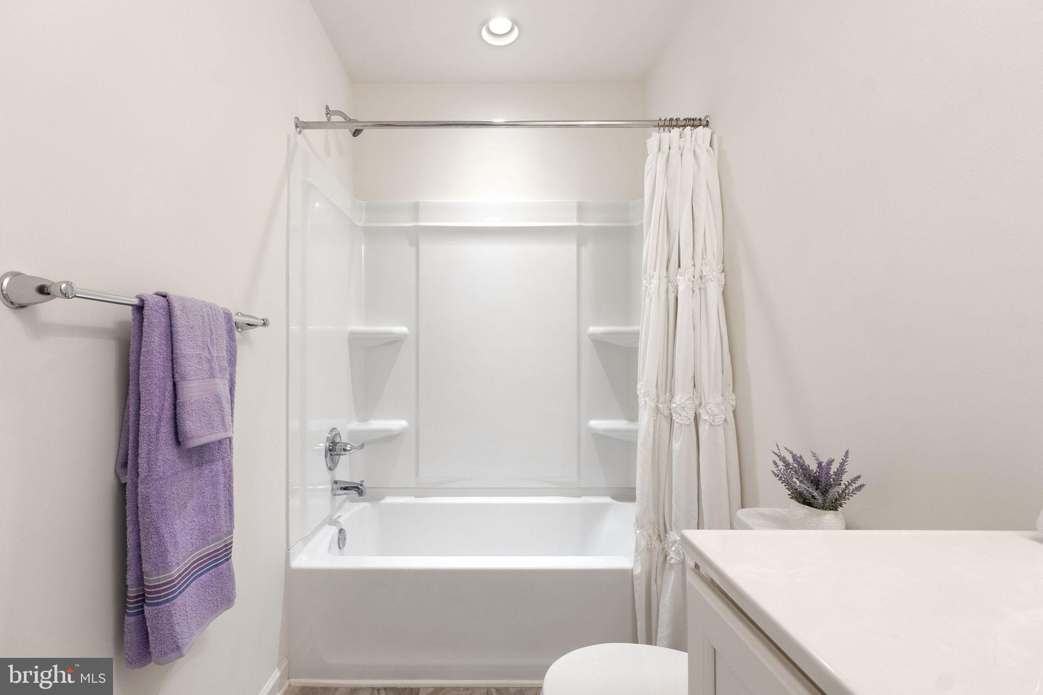 BRIAR RUN - Residential