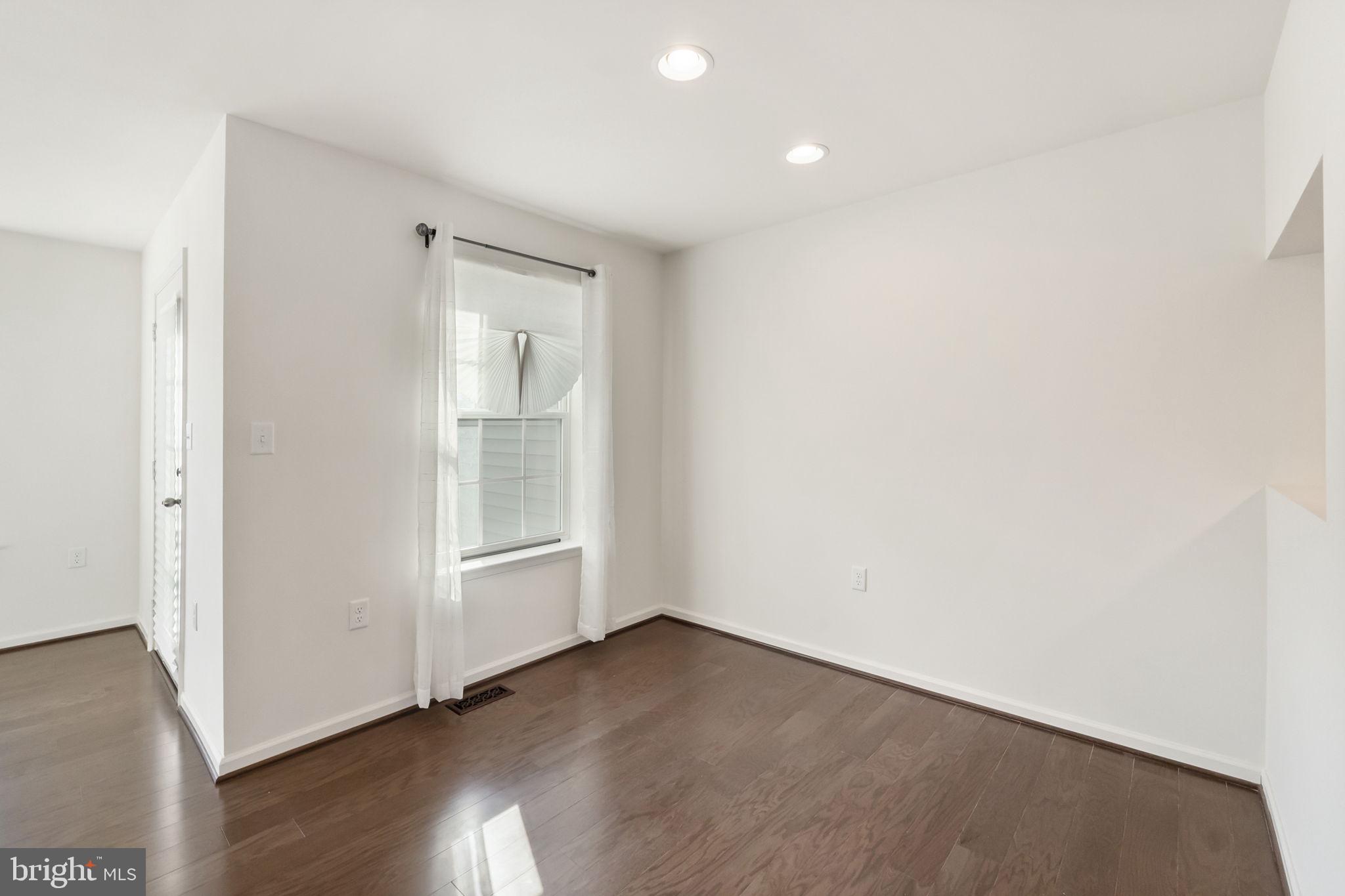 BRIAR RUN - Residential