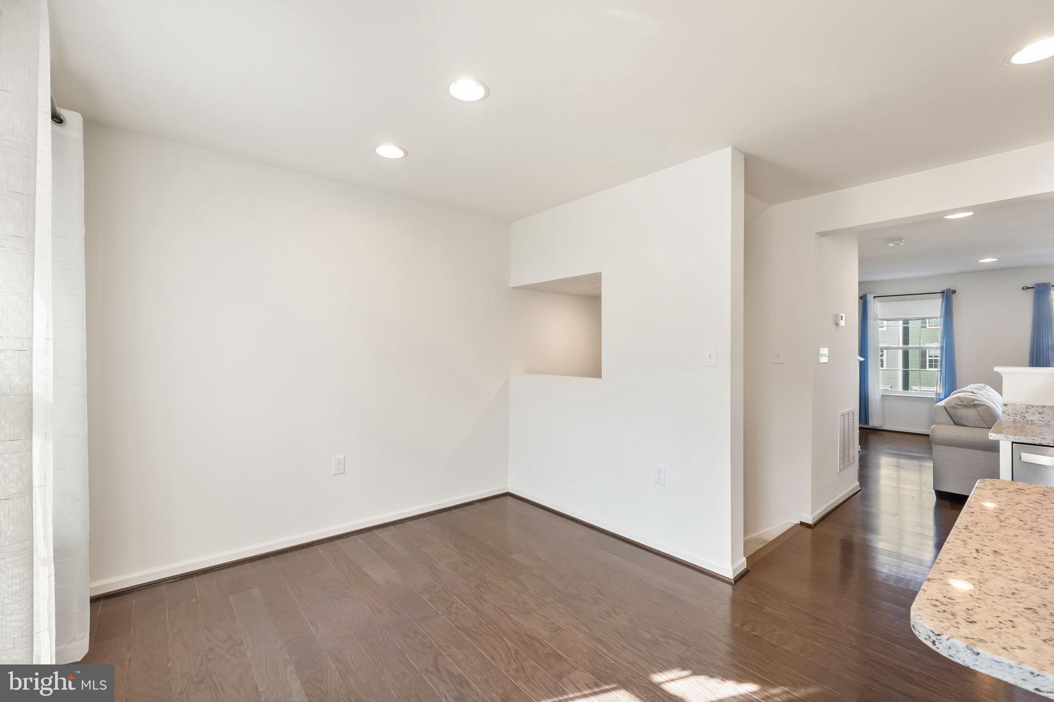 BRIAR RUN - Residential