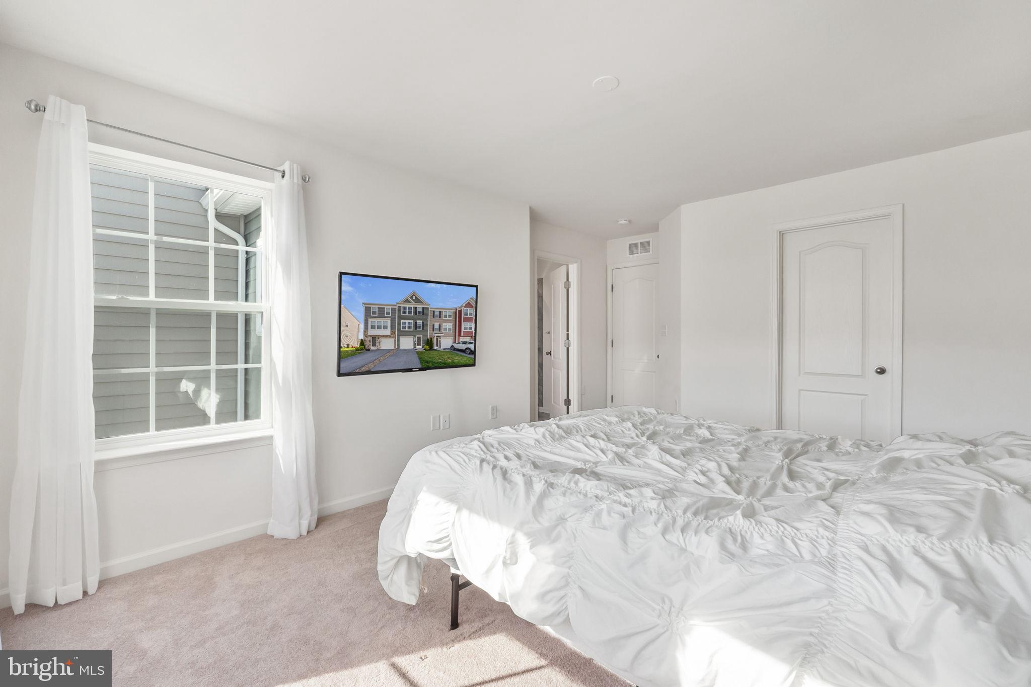 BRIAR RUN - Residential