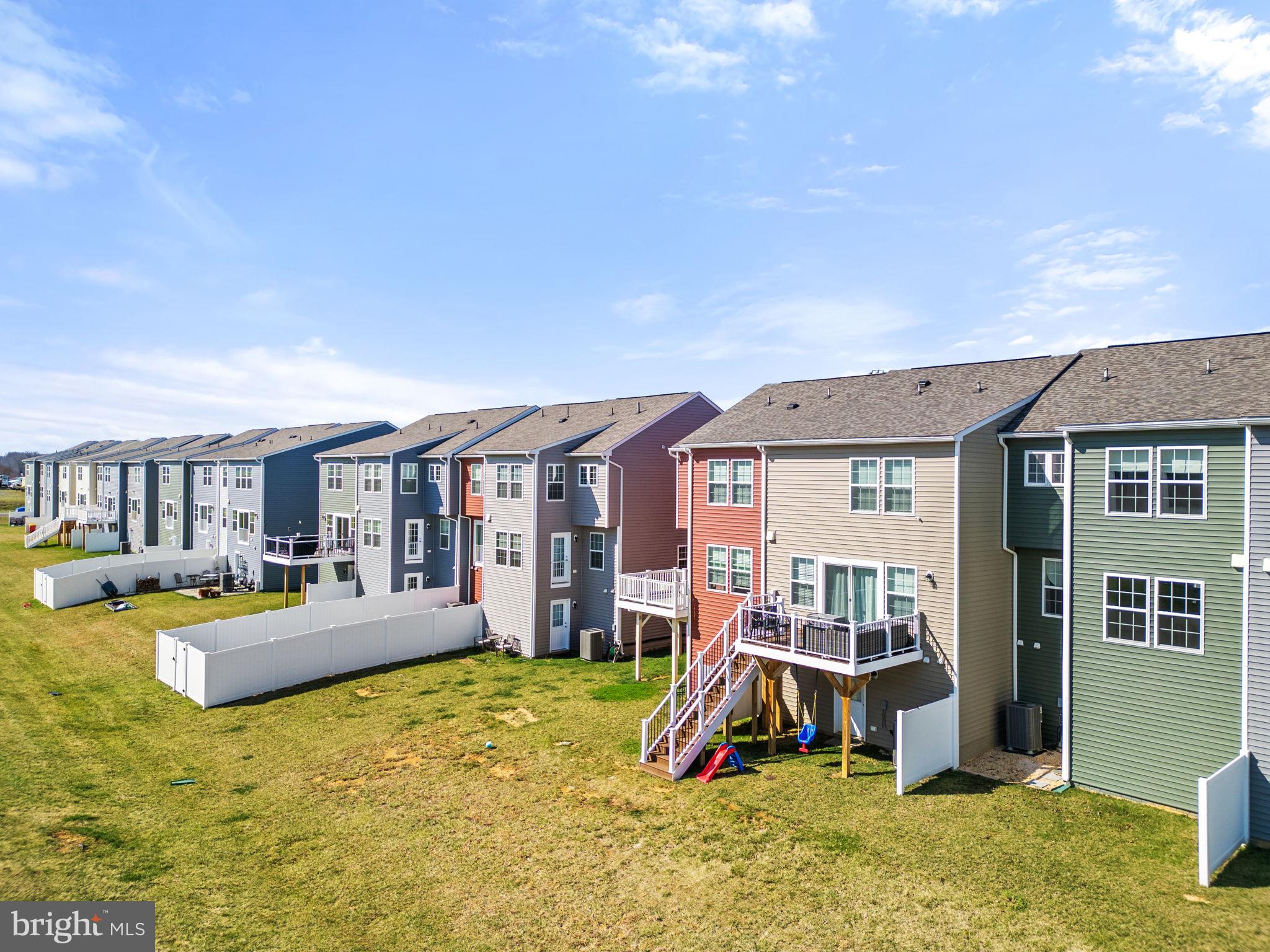 BRIAR RUN - Residential