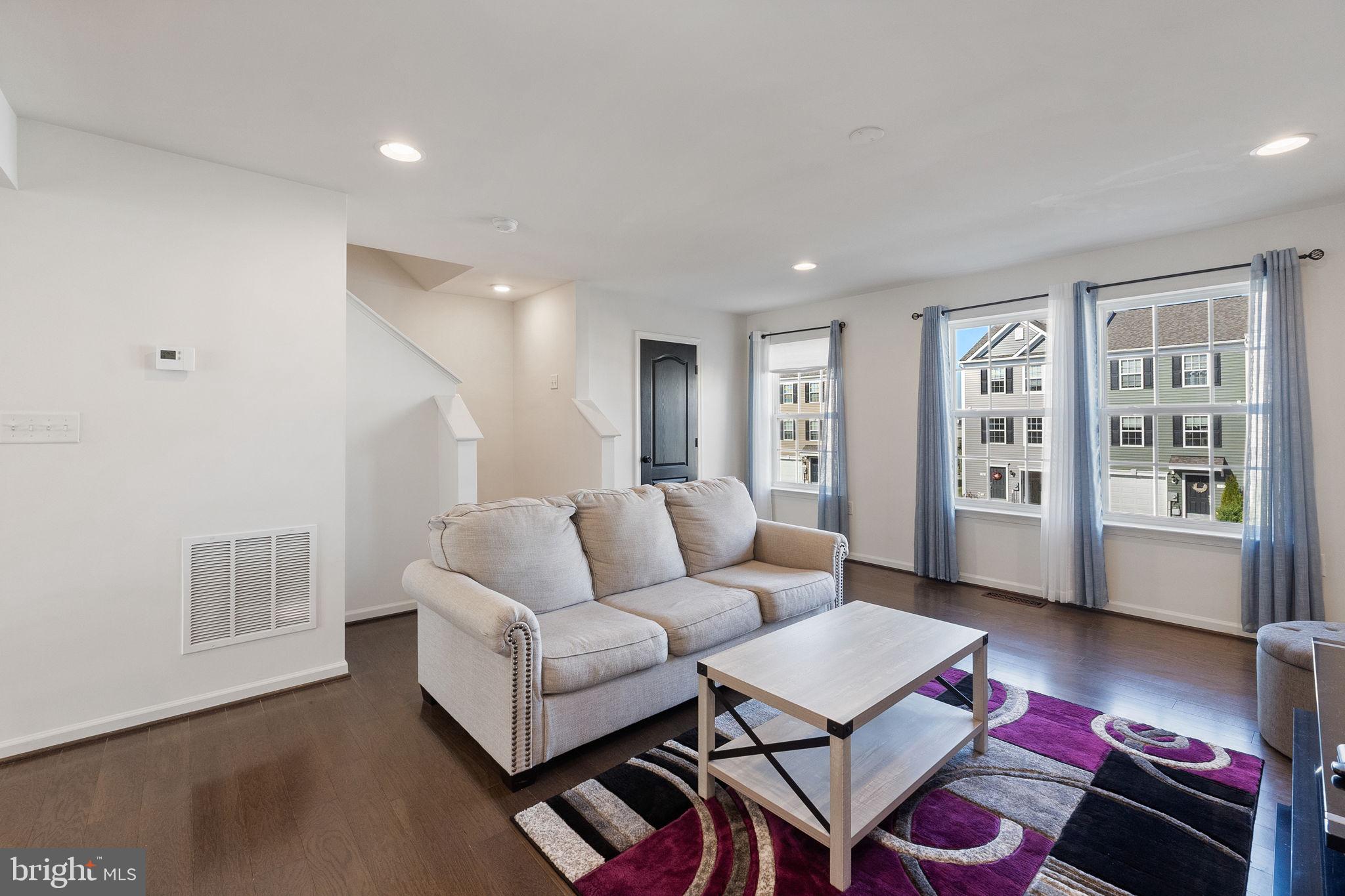 BRIAR RUN - Residential