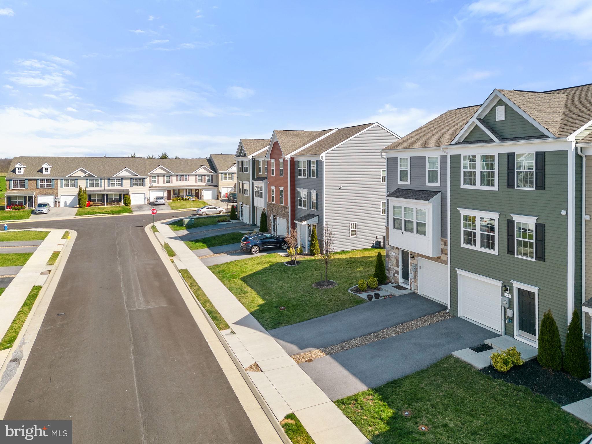 BRIAR RUN - Residential