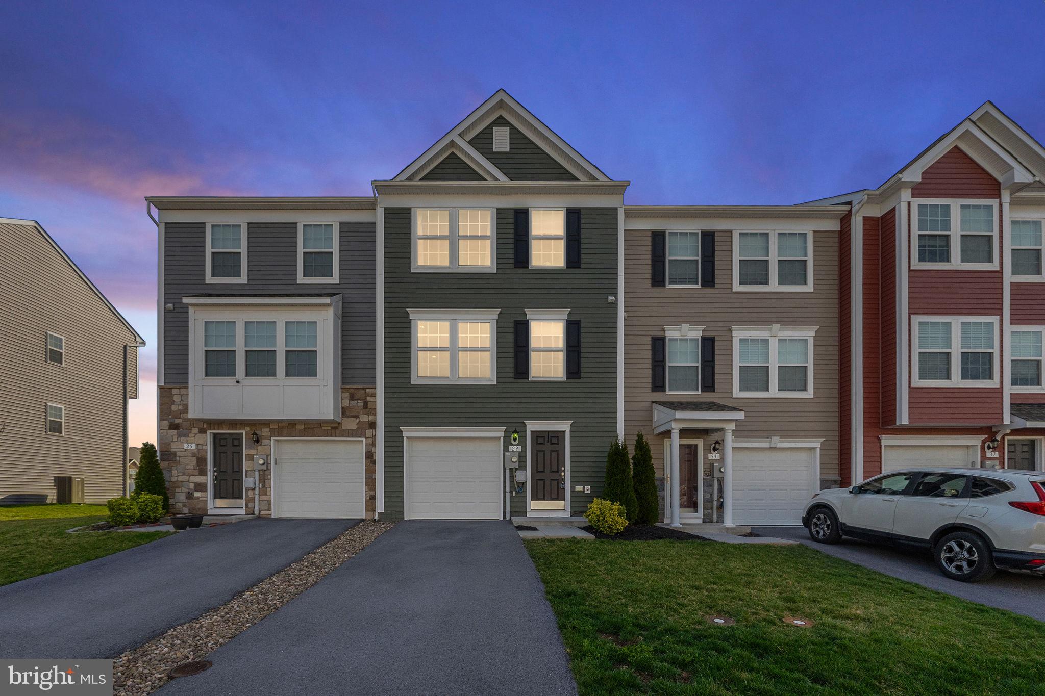 BRIAR RUN - Residential