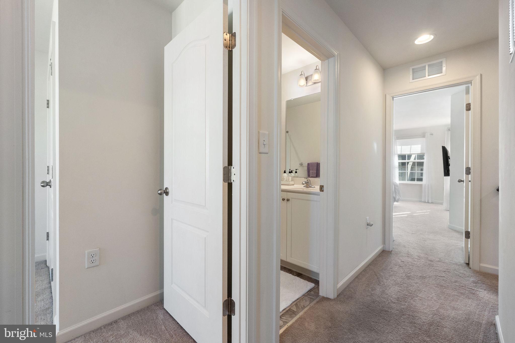 BRIAR RUN - Residential