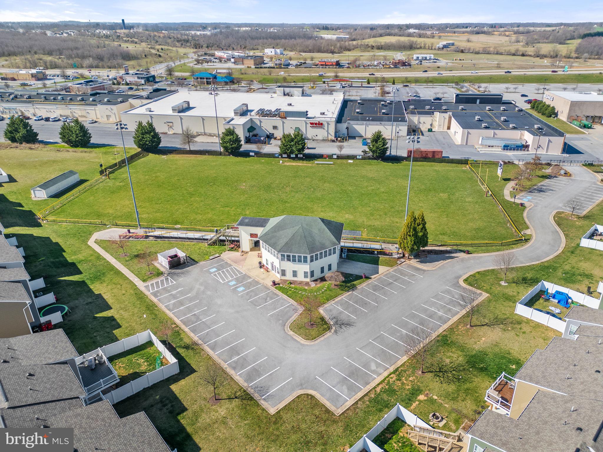 BRIAR RUN - Residential