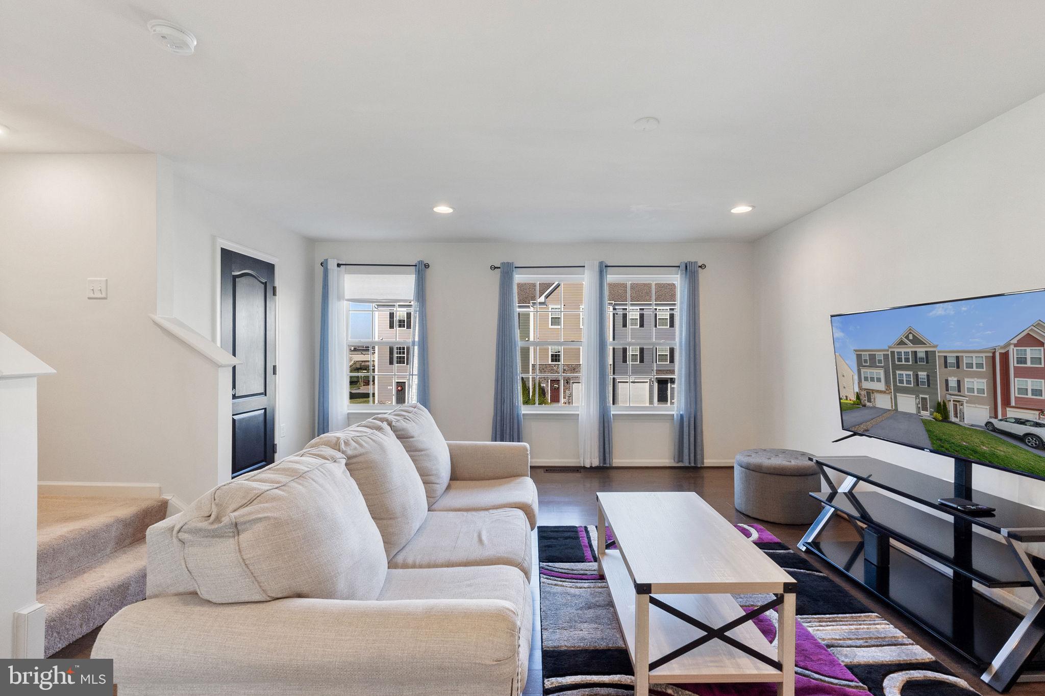 BRIAR RUN - Residential