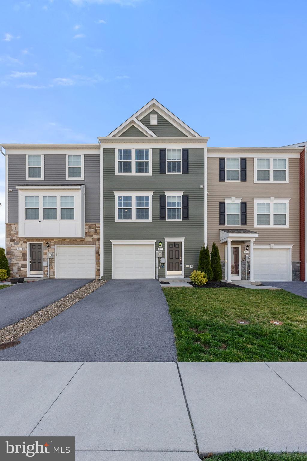 BRIAR RUN - Residential