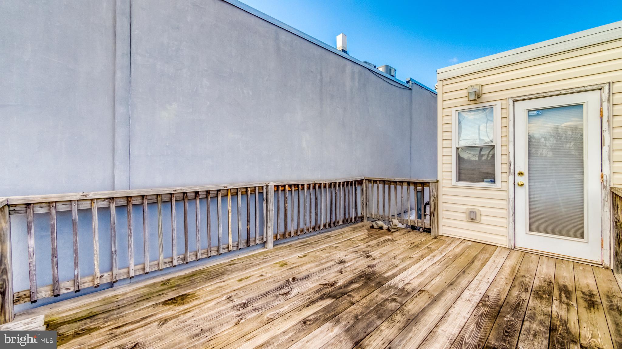 FEDERAL HILL HISTORIC DISTRICT - Residential Lease