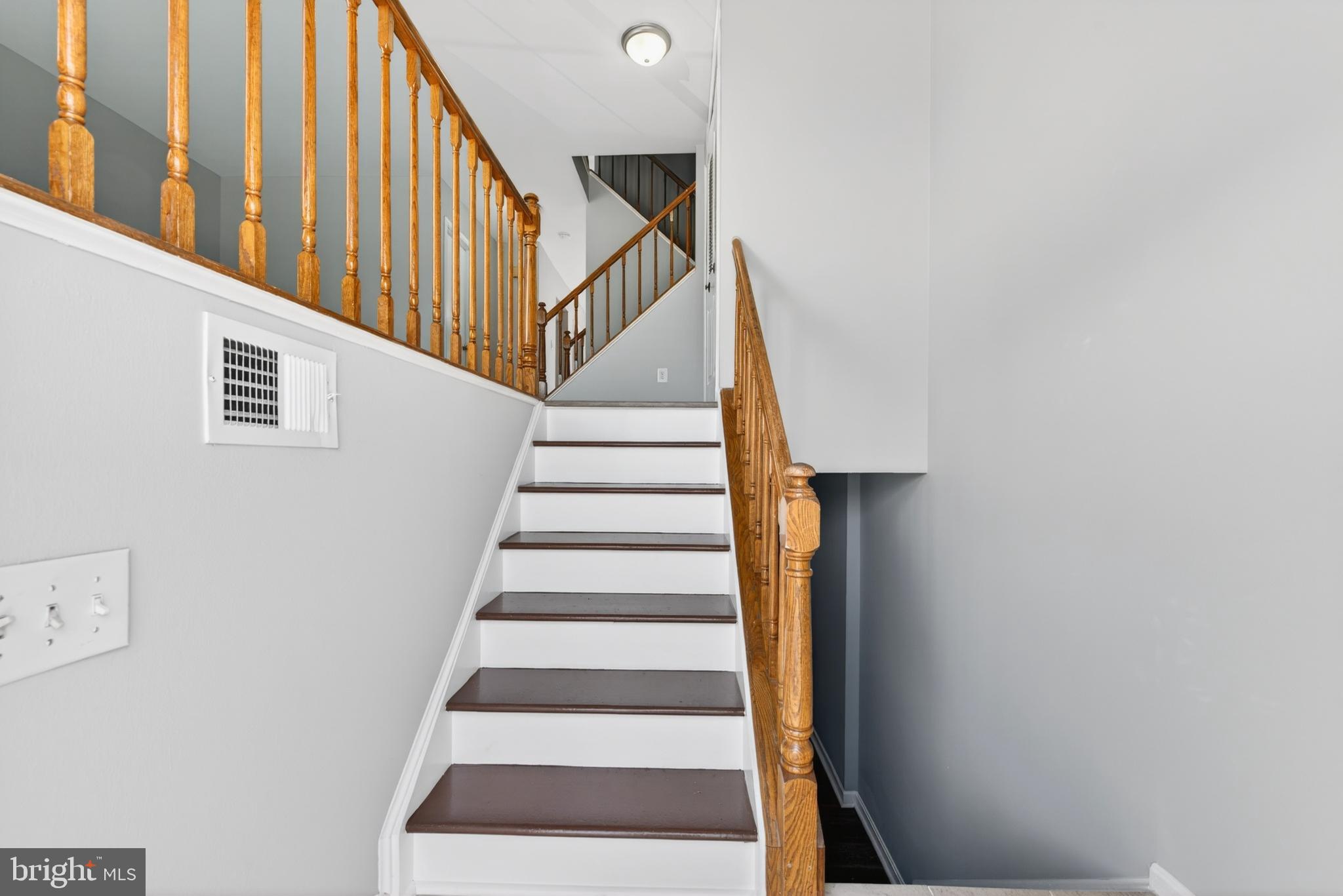 8418 MCKENZIE CIRCLE