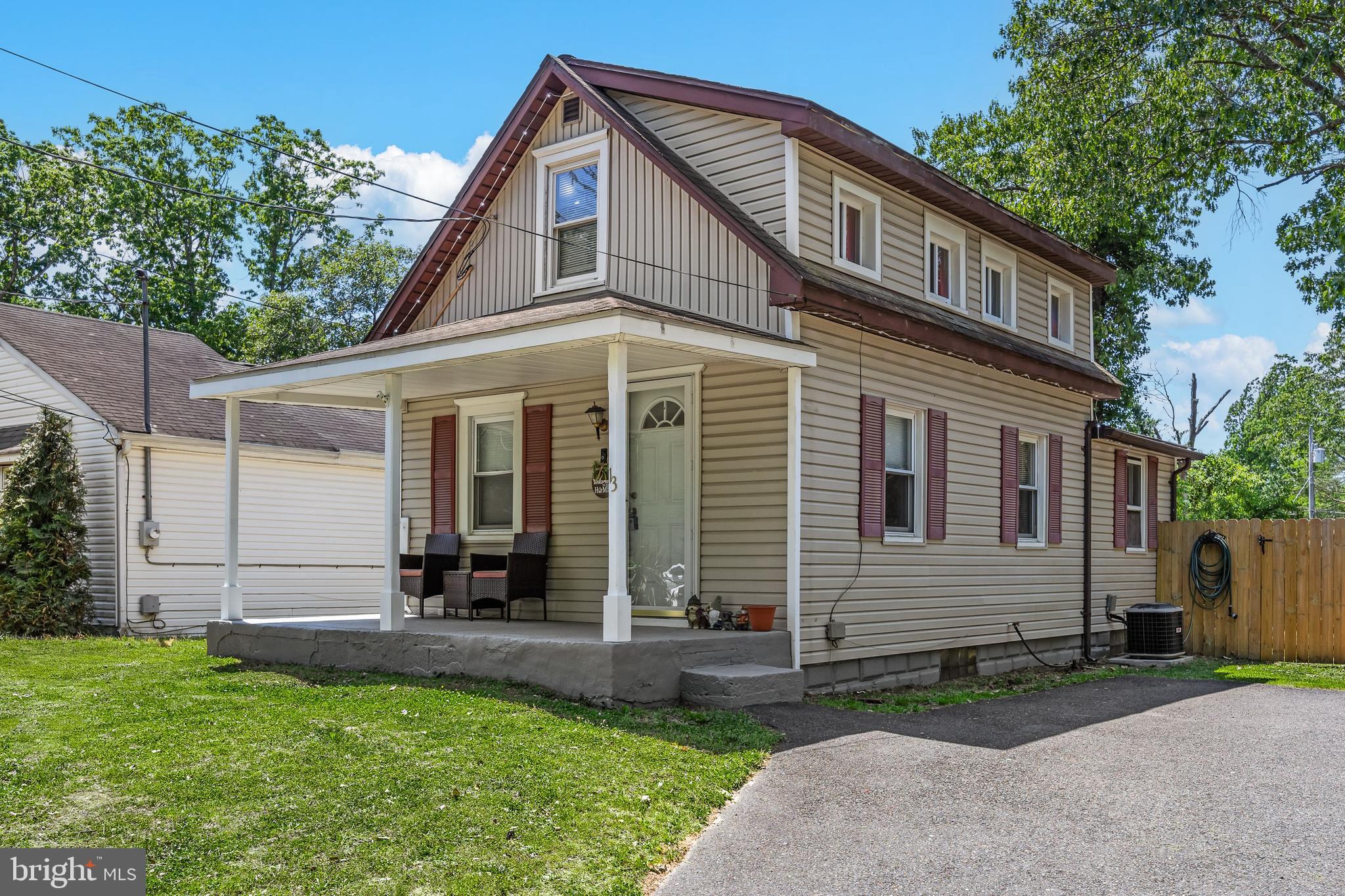 13 RANCOCAS AVENUE