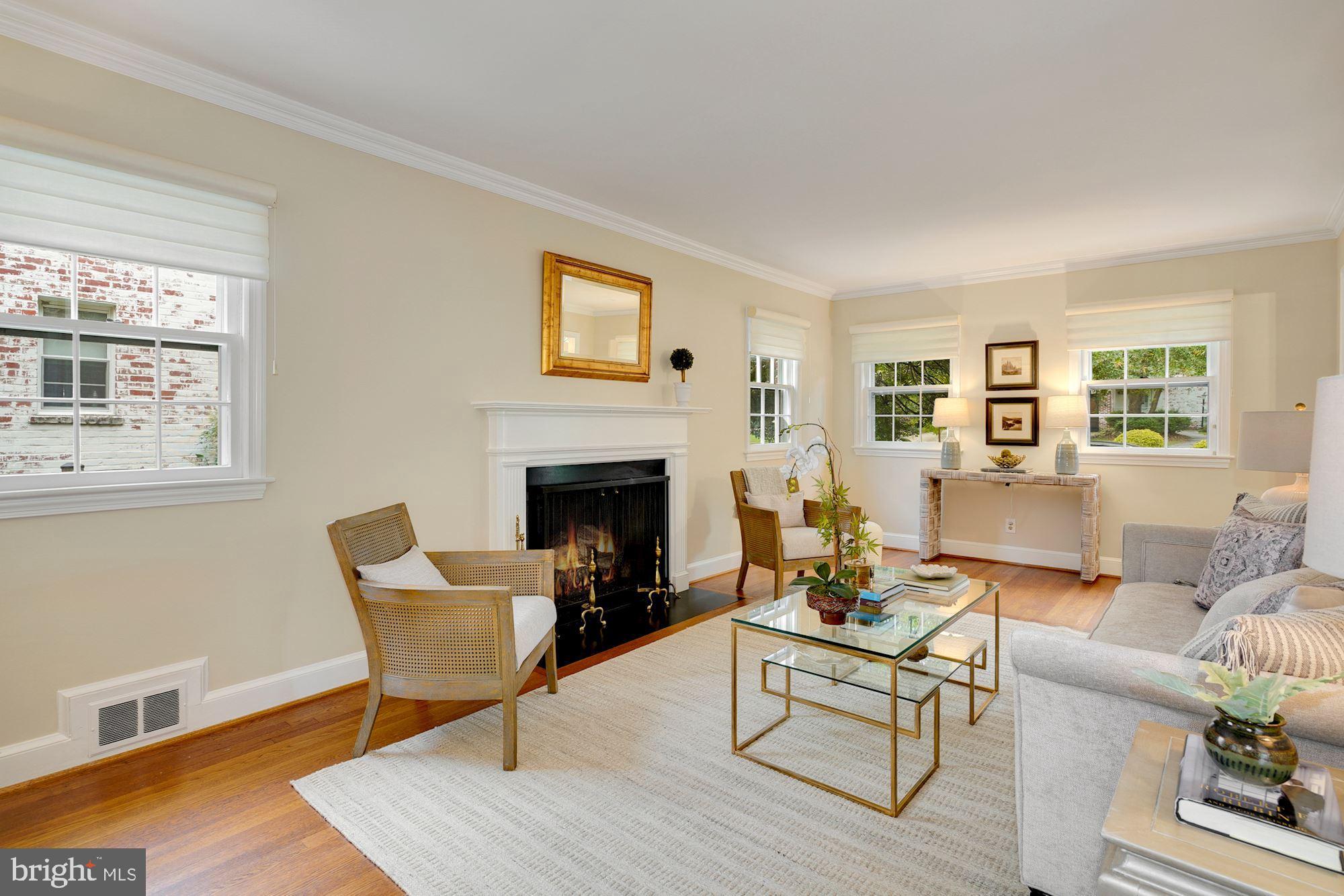 CHEVY CHASE VILLAGE - Residential