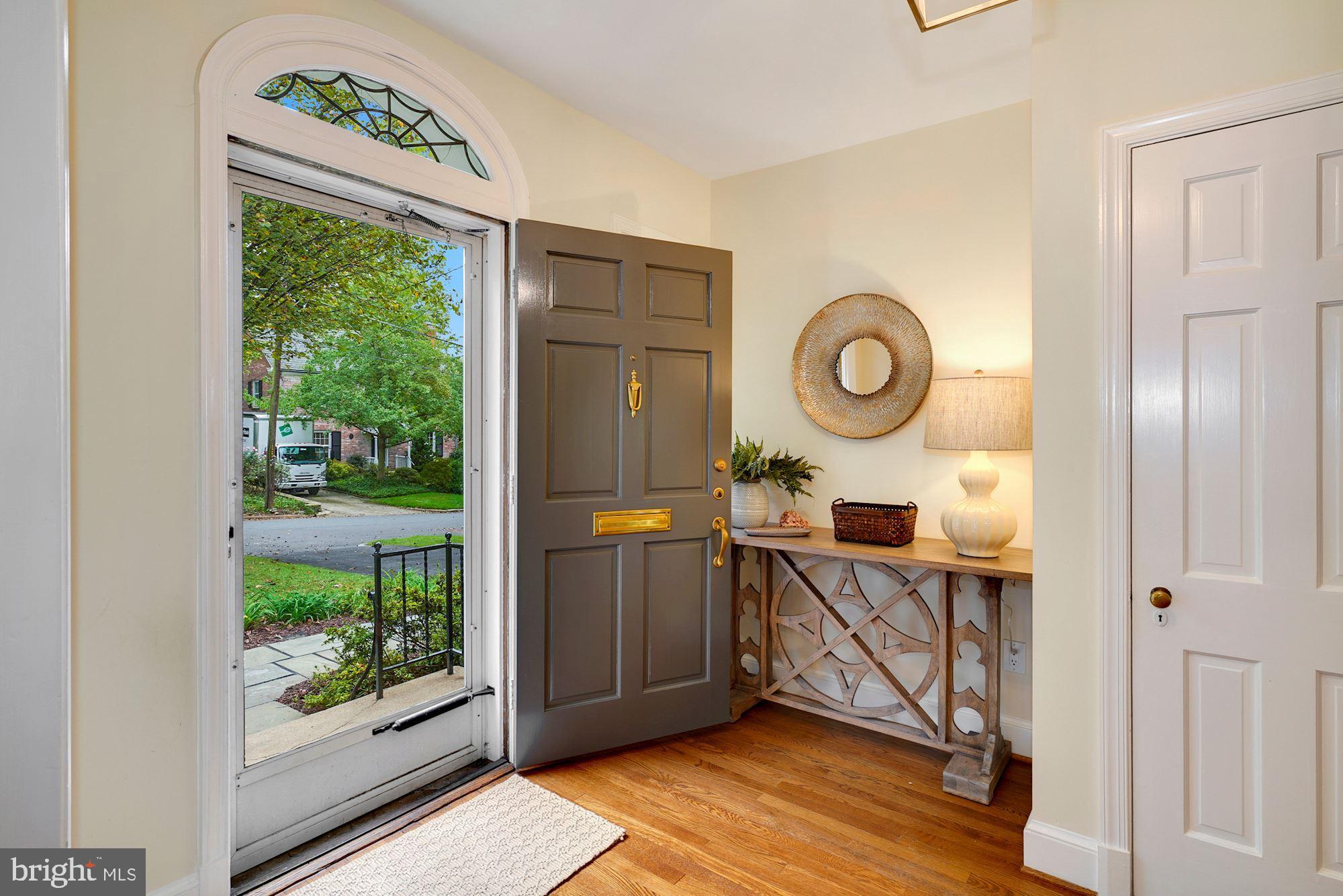 CHEVY CHASE VILLAGE - Residential