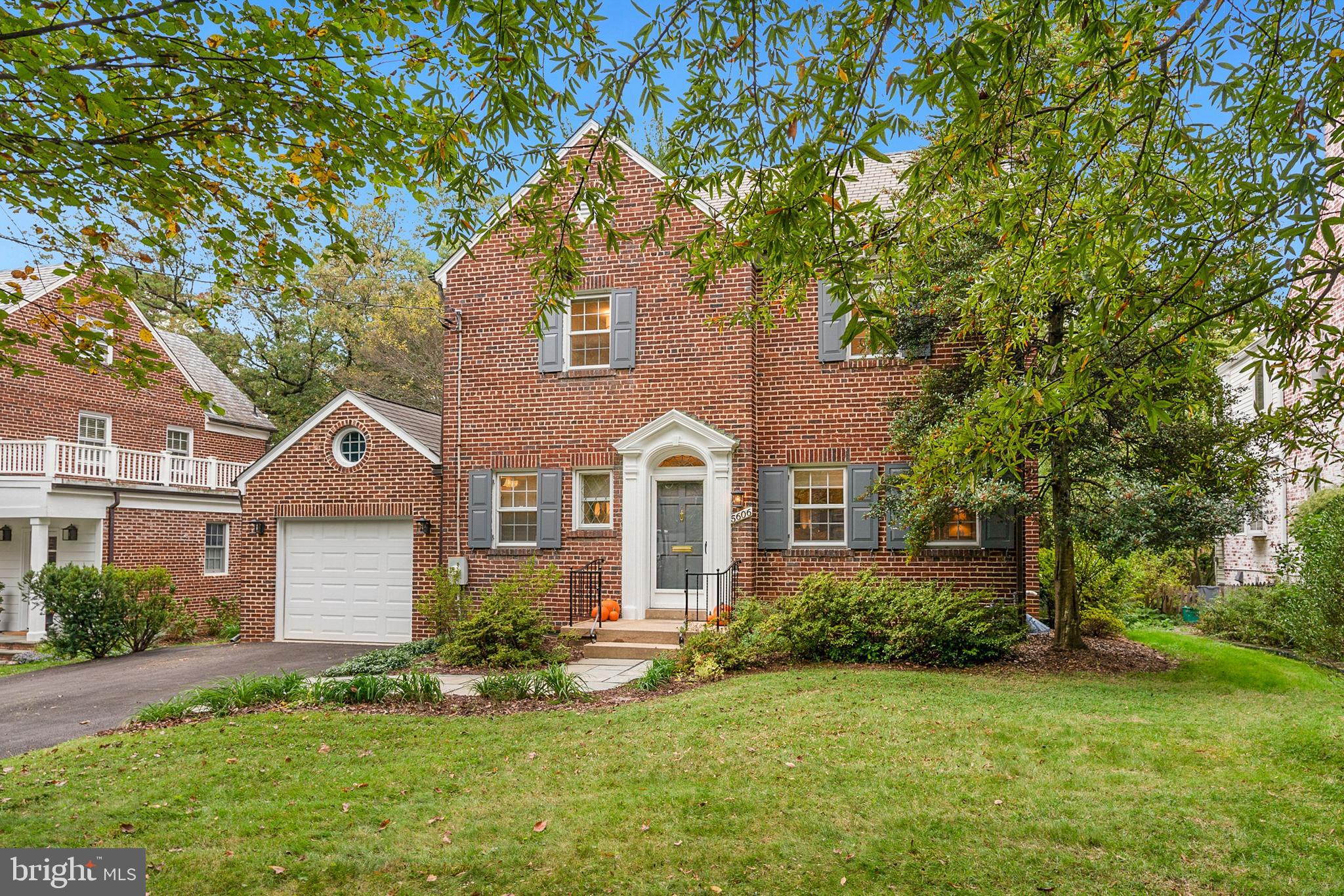 CHEVY CHASE VILLAGE - Residential