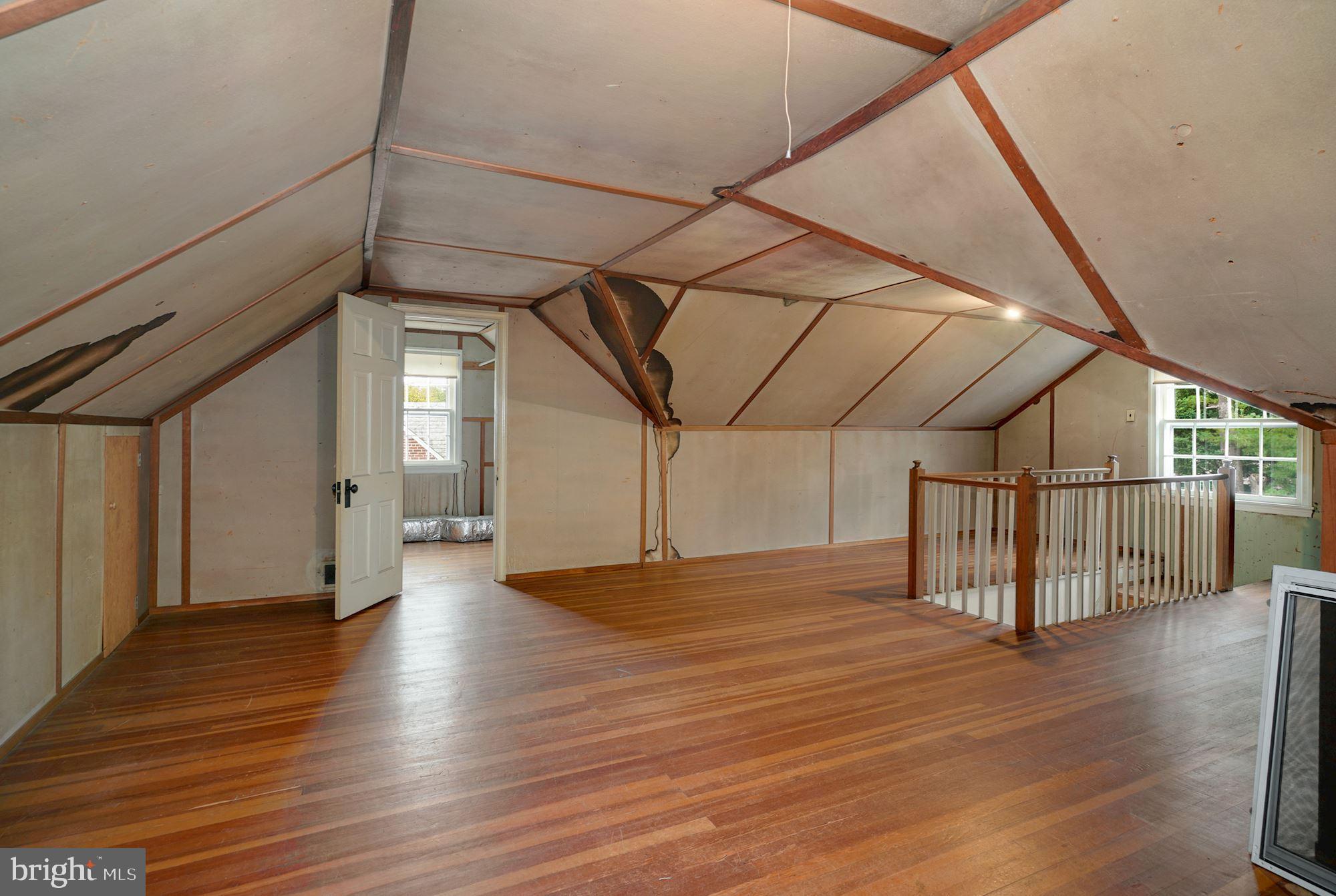 CHEVY CHASE VILLAGE - Residential