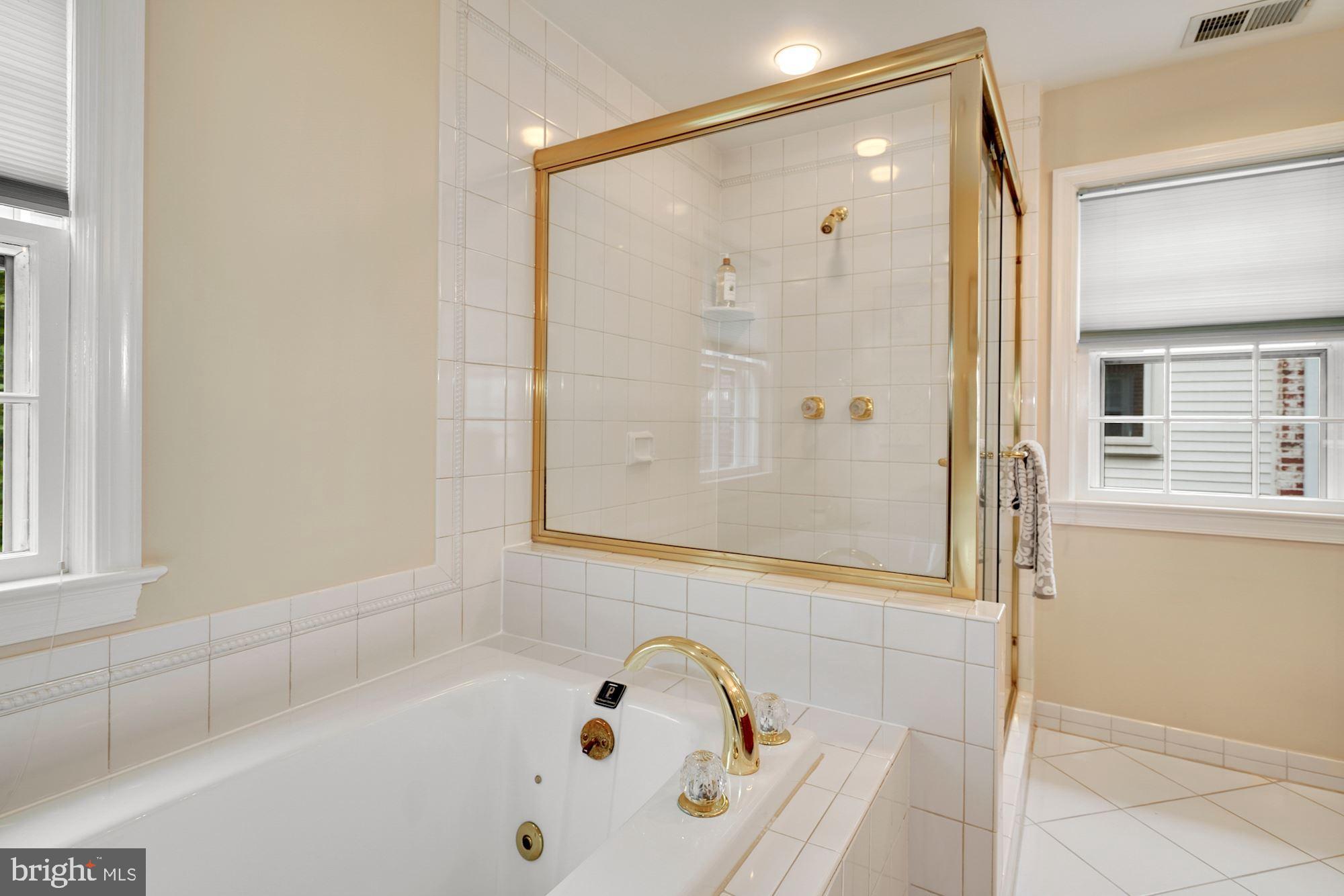 CHEVY CHASE VILLAGE - Residential