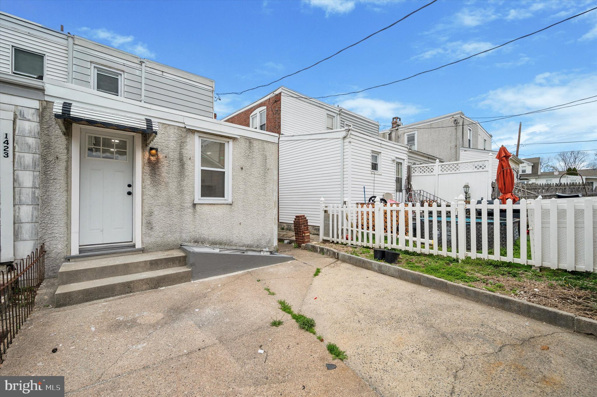 LINWOOD - Residential