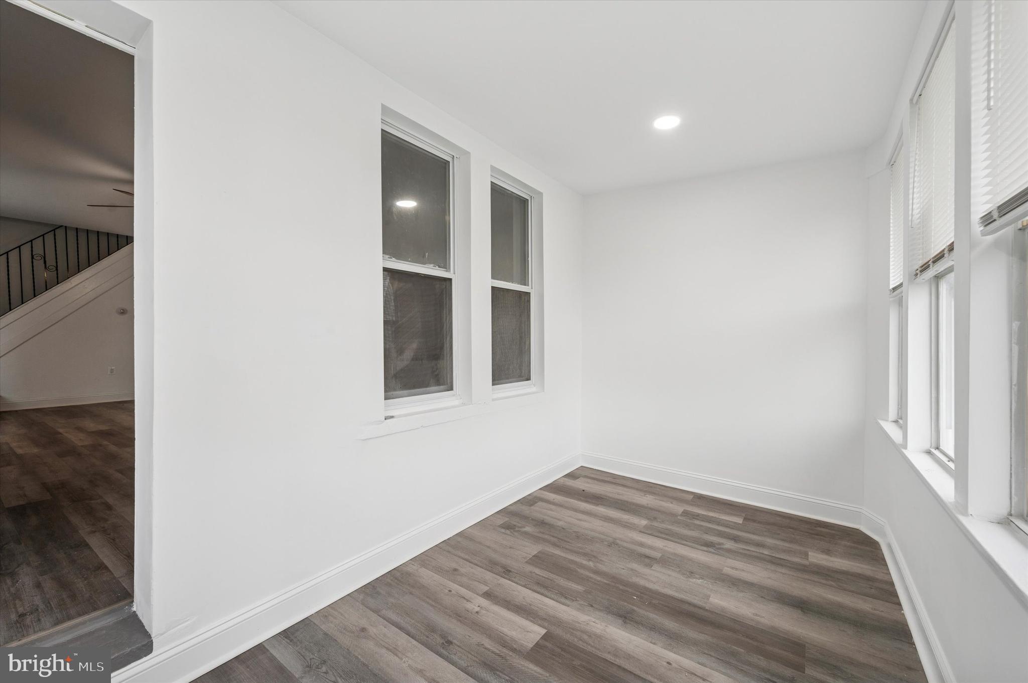 LINWOOD - Residential