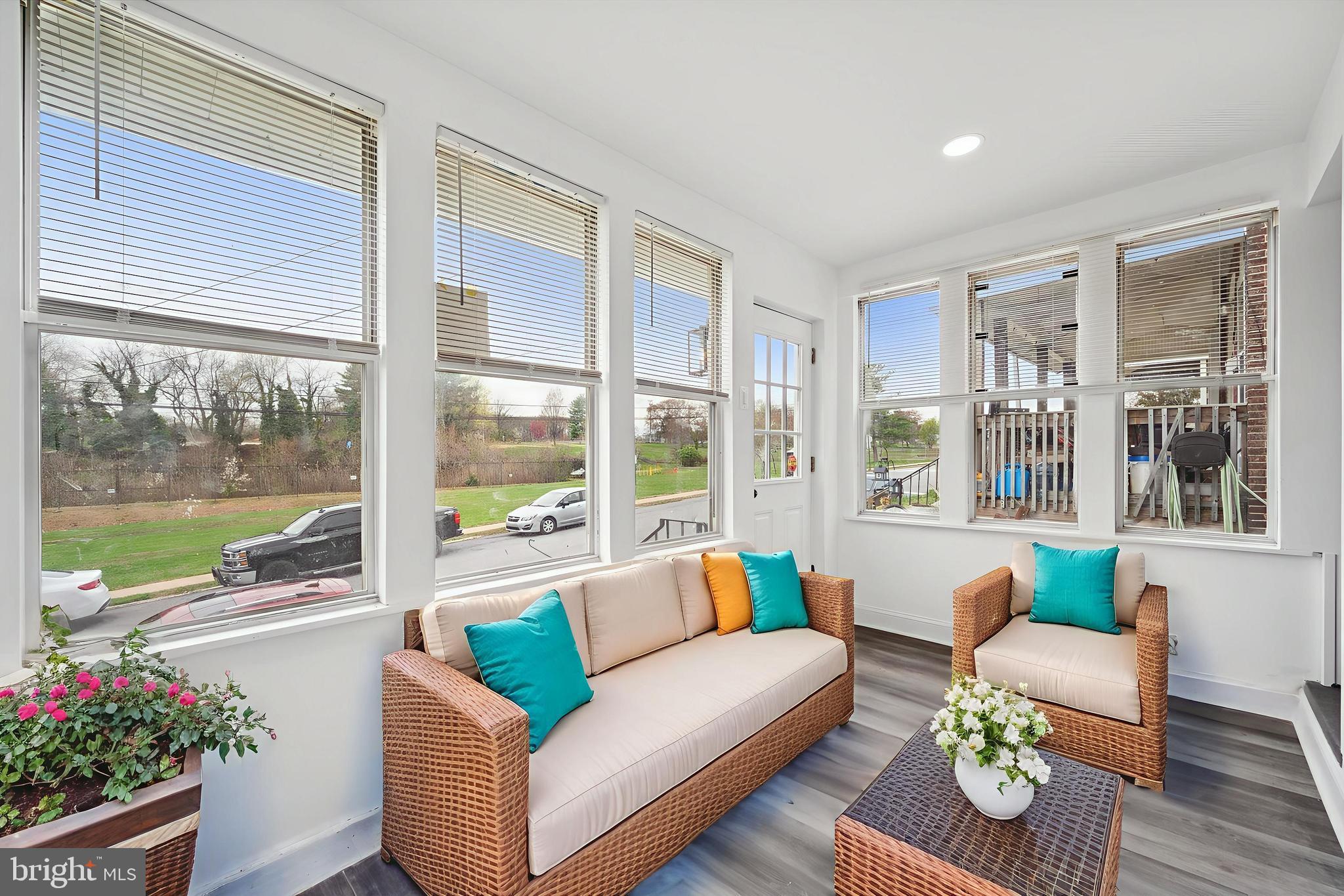 LINWOOD - Residential