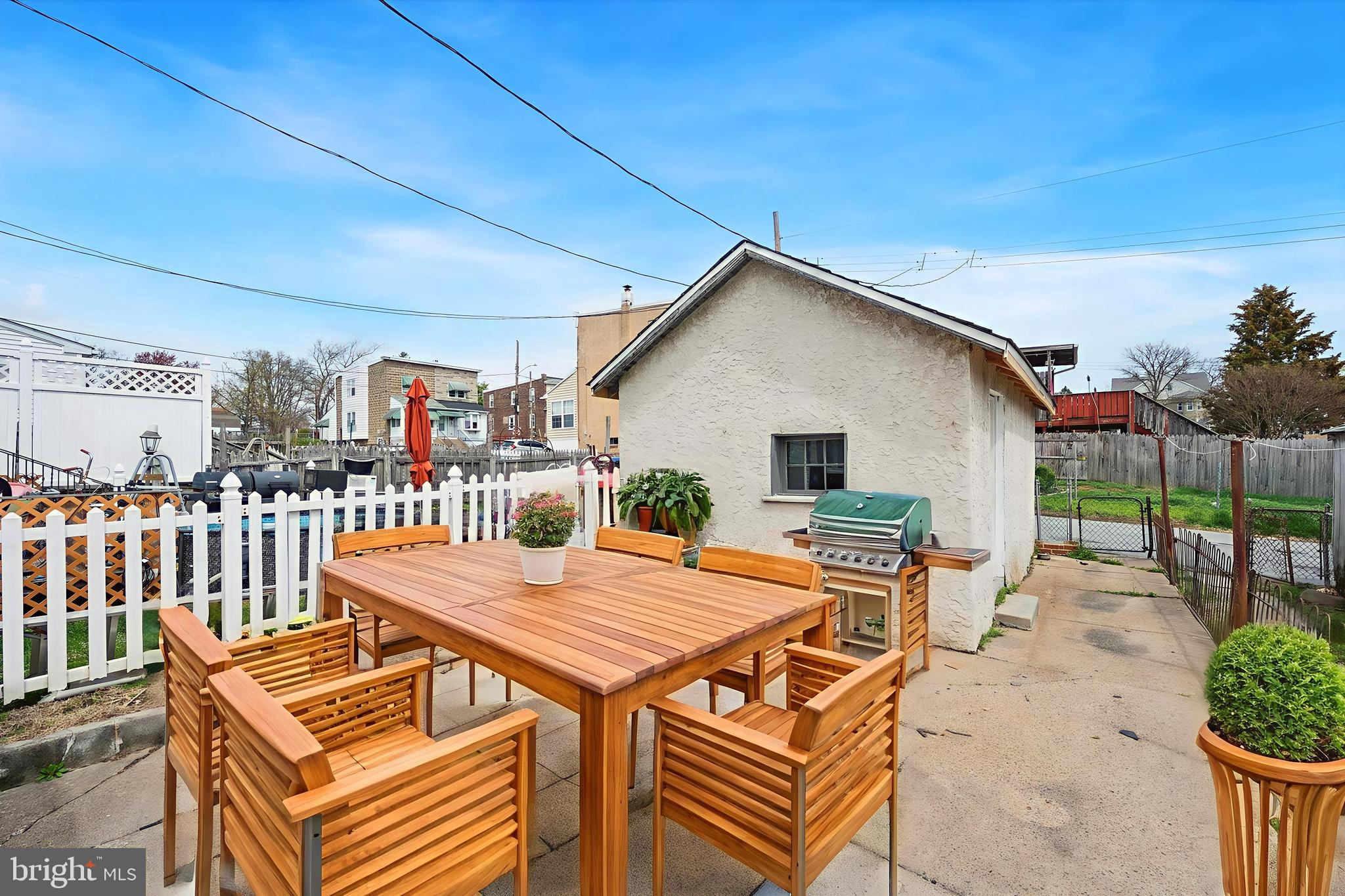 LINWOOD - Residential