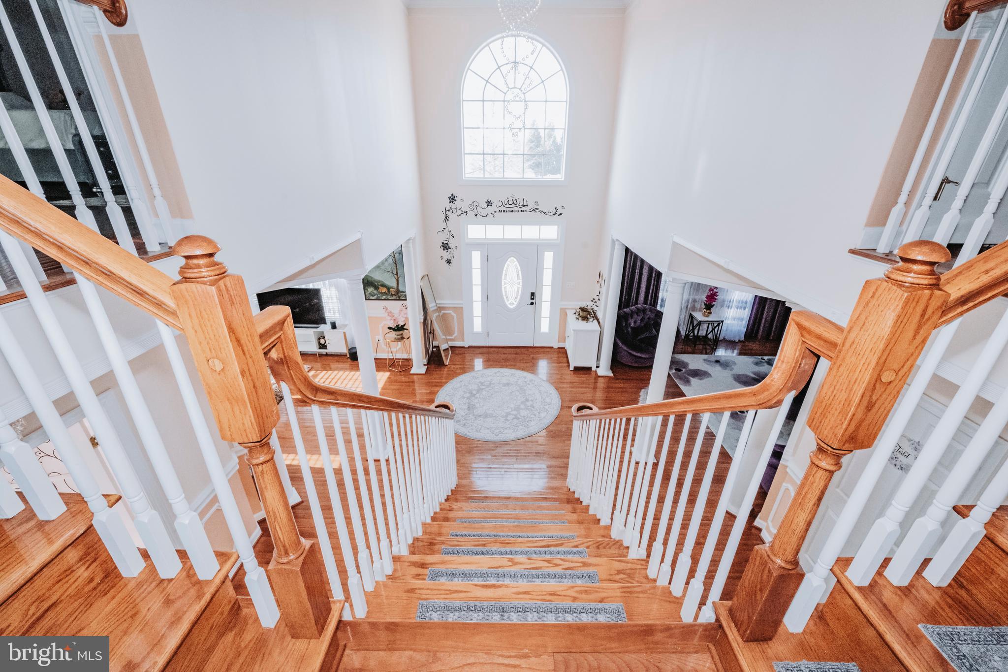 PARADISE MANOR - Residential