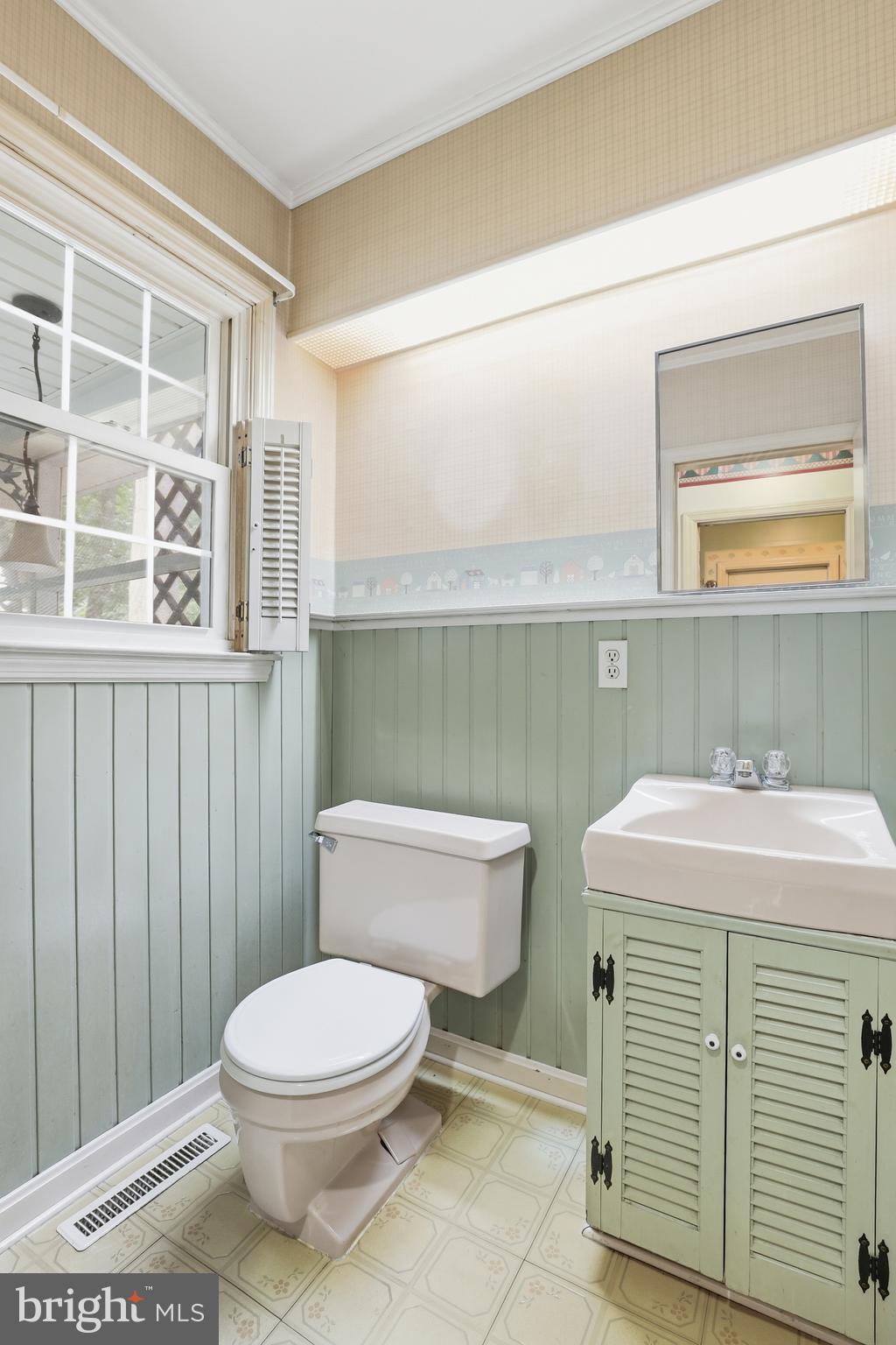 WOODCREST - Residential