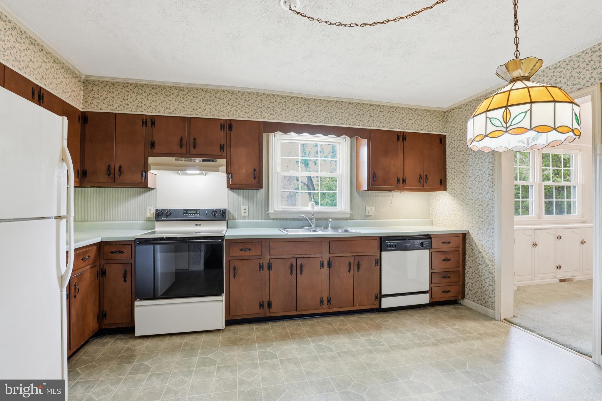 WOODCREST - Residential