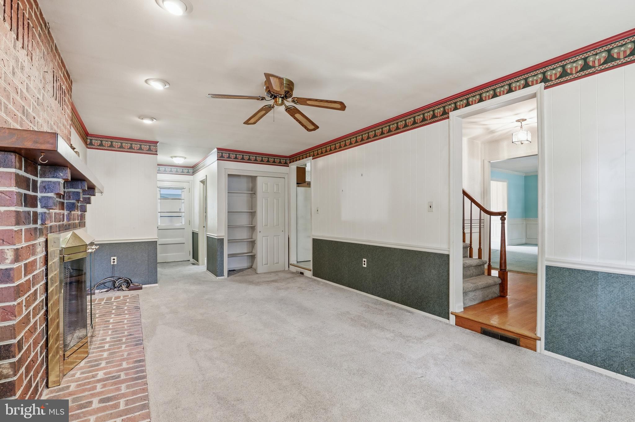 WOODCREST - Residential