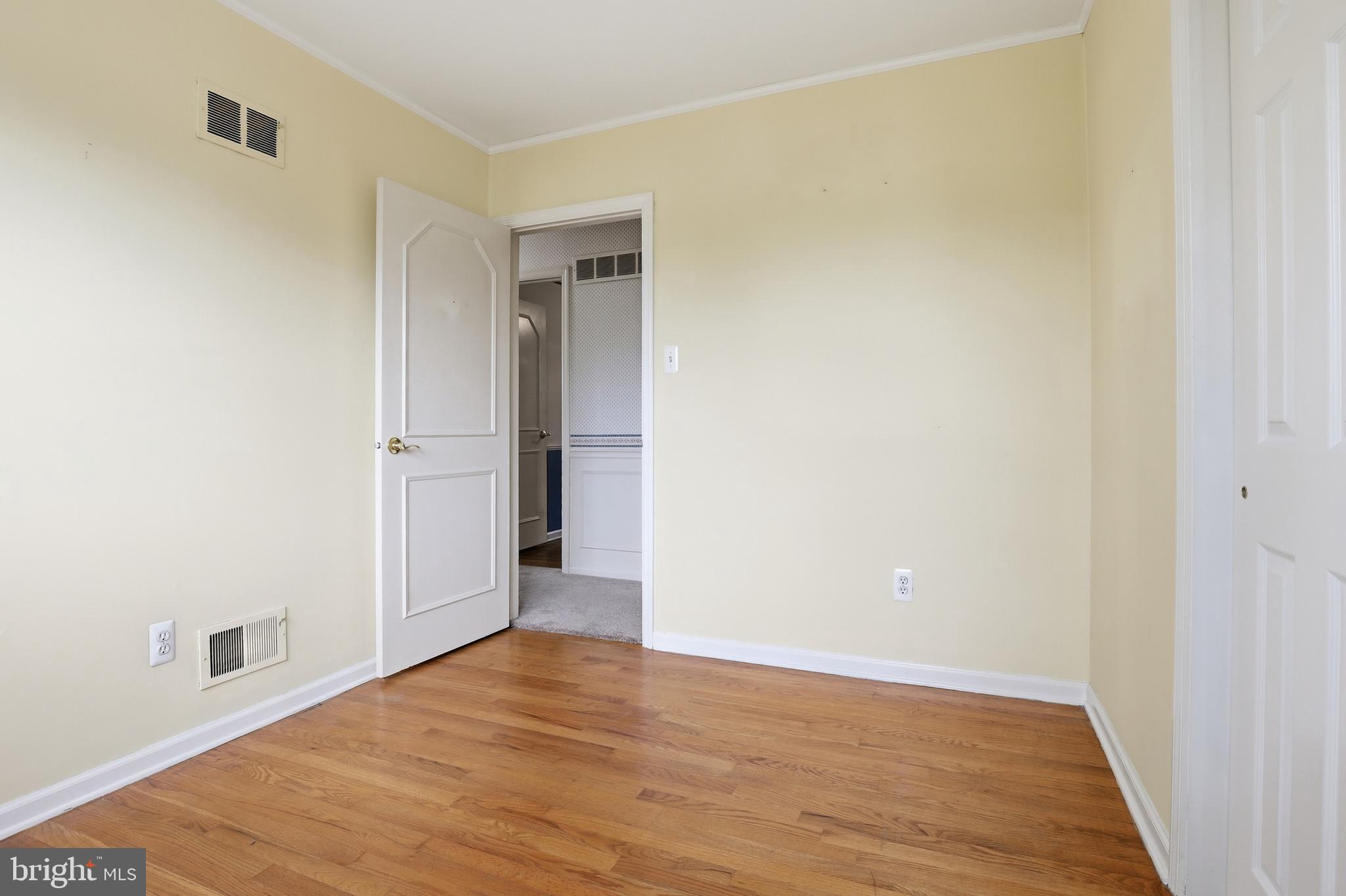 WOODCREST - Residential