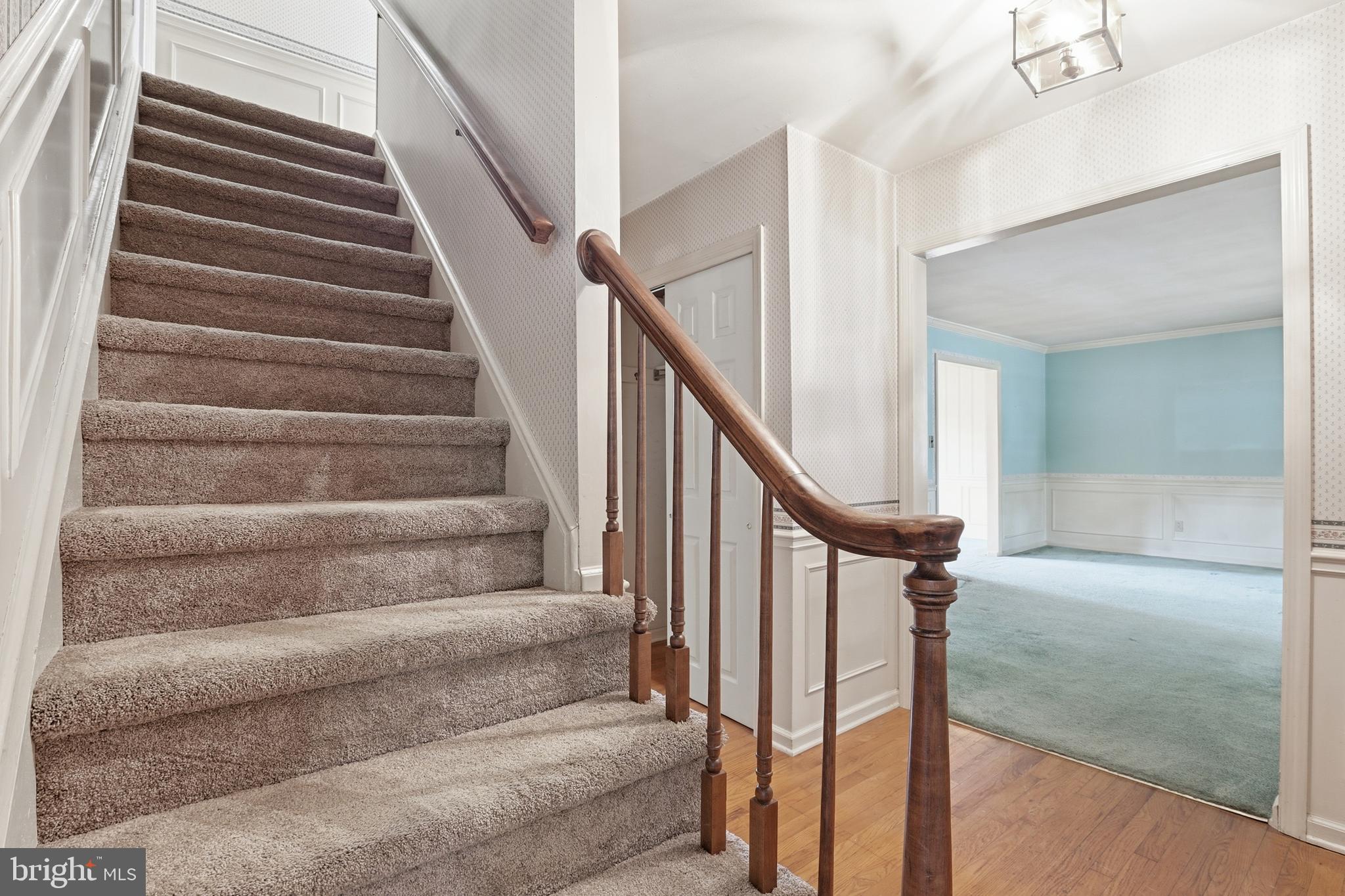 WOODCREST - Residential