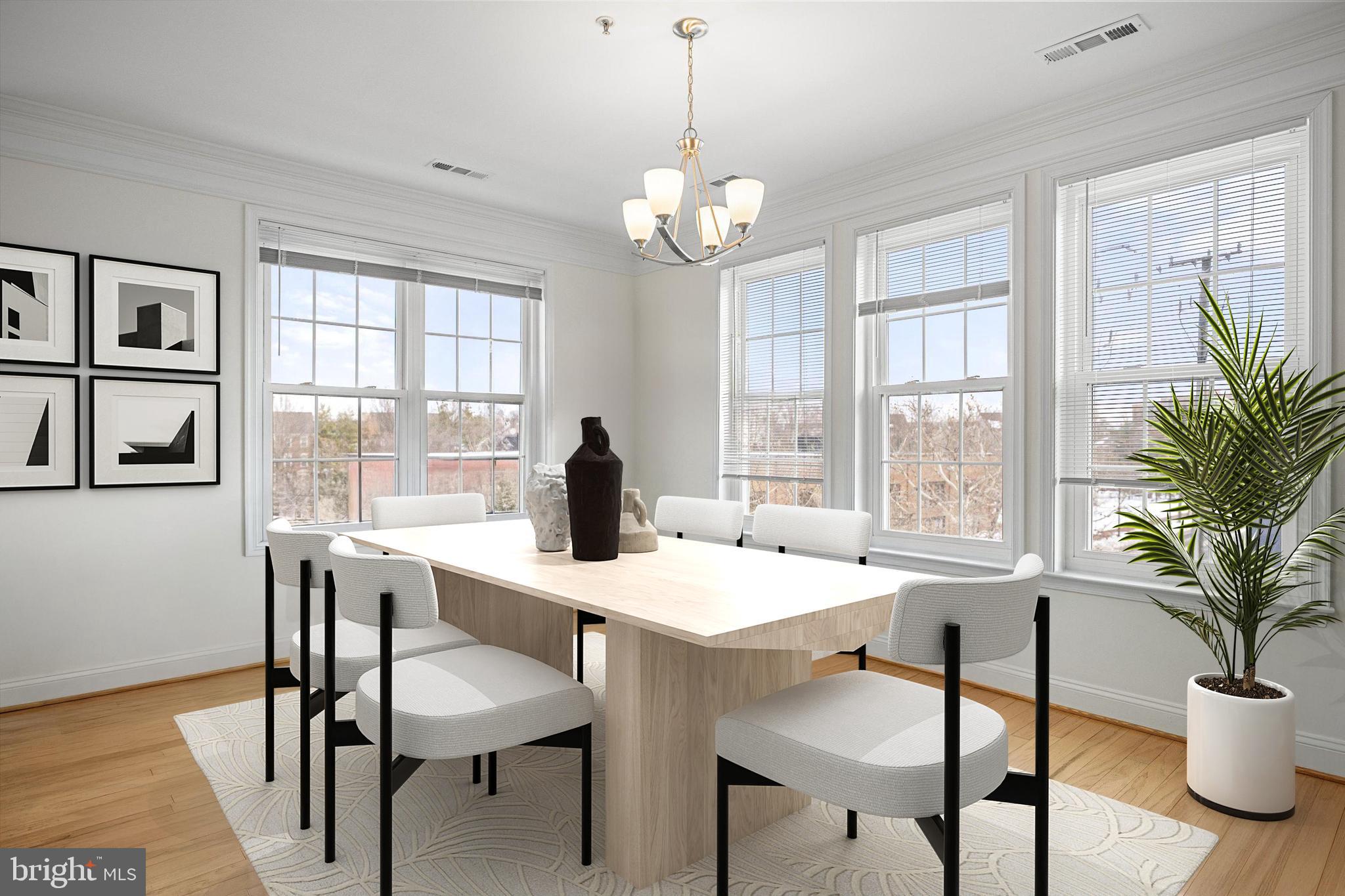 828 SLATERS LANE 302