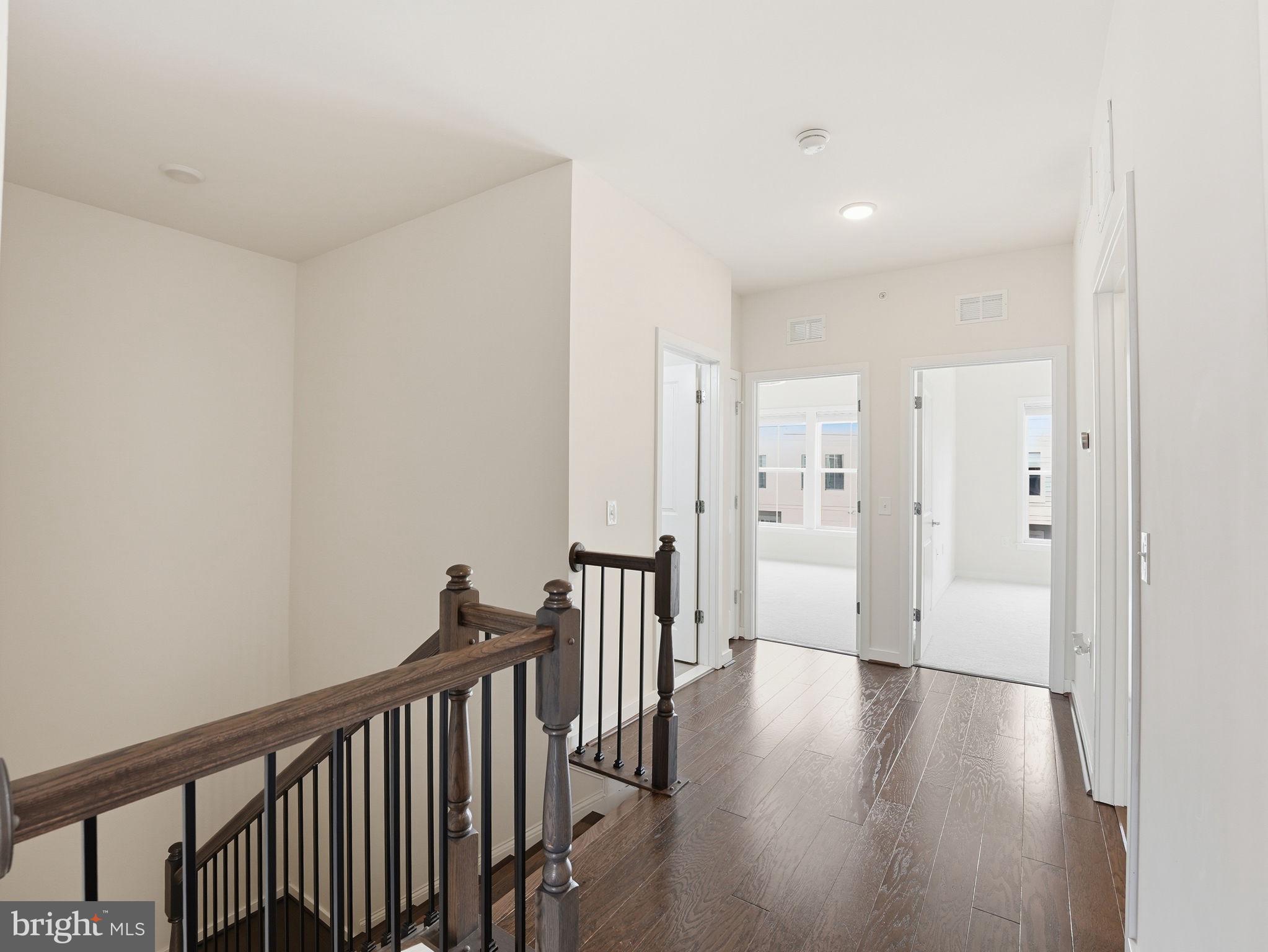 MOUNT VINEYARD - Residential