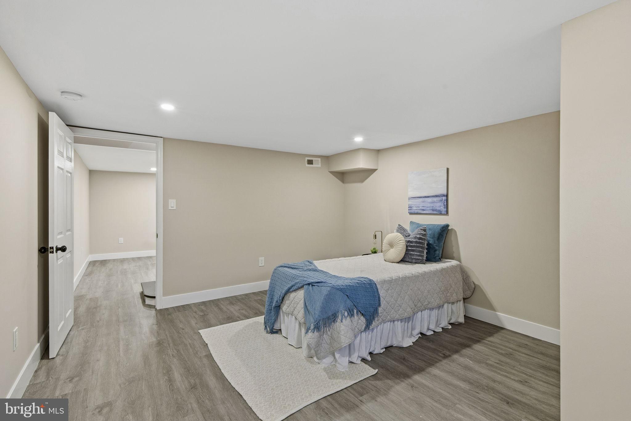 WYMAN PARK HAMPDEN - Residential