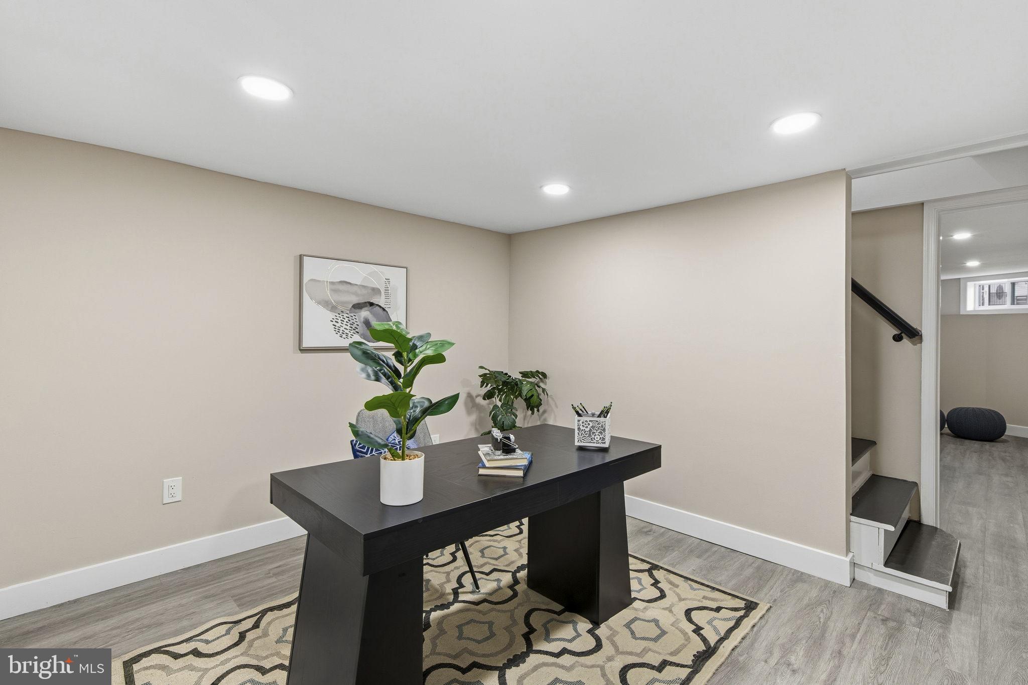 WYMAN PARK HAMPDEN - Residential